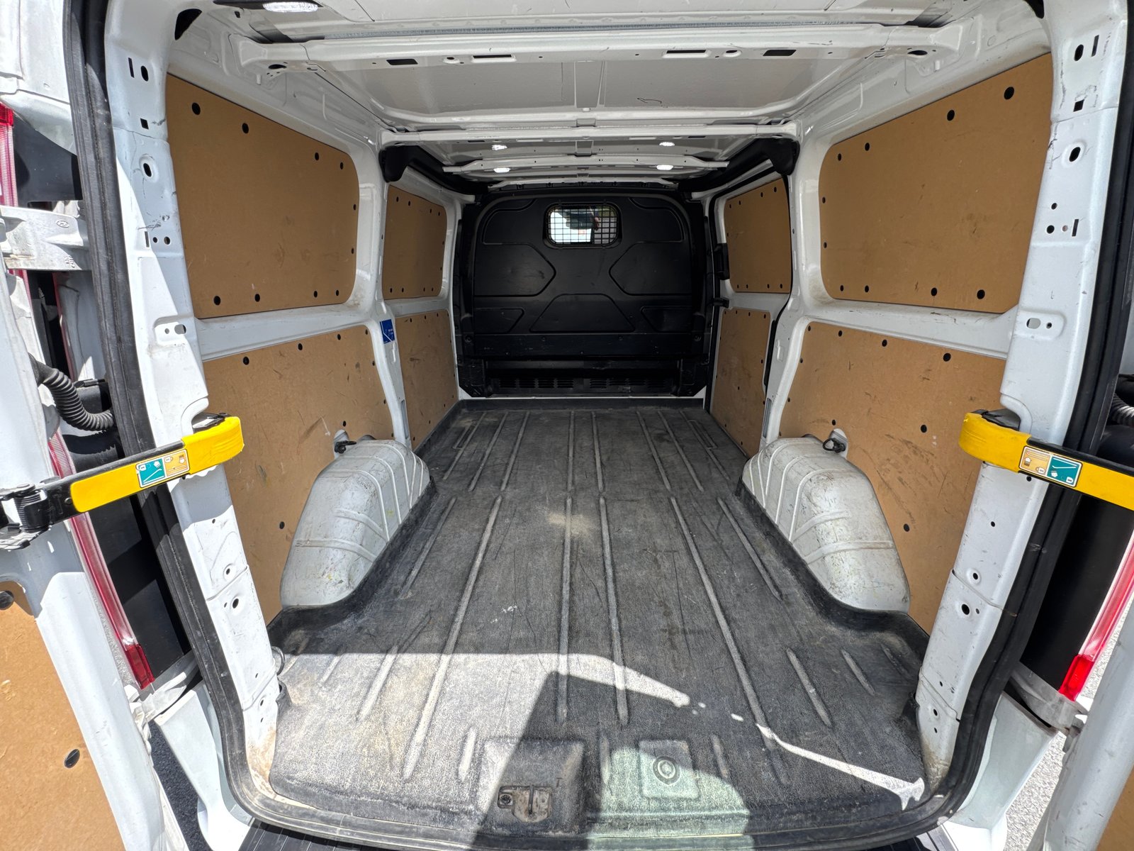 FORD Transit Custom Van 300 L1H1 Ambiente, Diesel, Occasion / Utilisé, Manuelle - 6