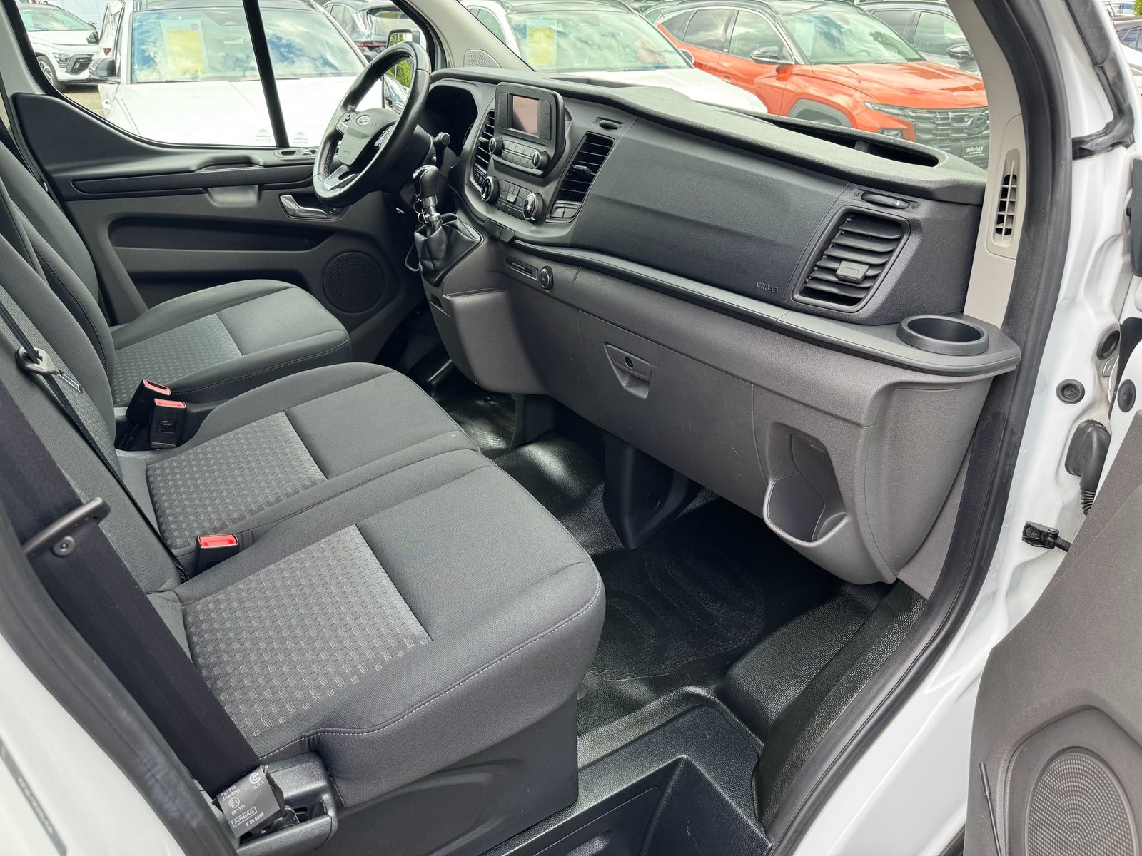 FORD Transit Custom Van 320 L1H1 Trend, Diesel, Second hand / Used, Manual - 5