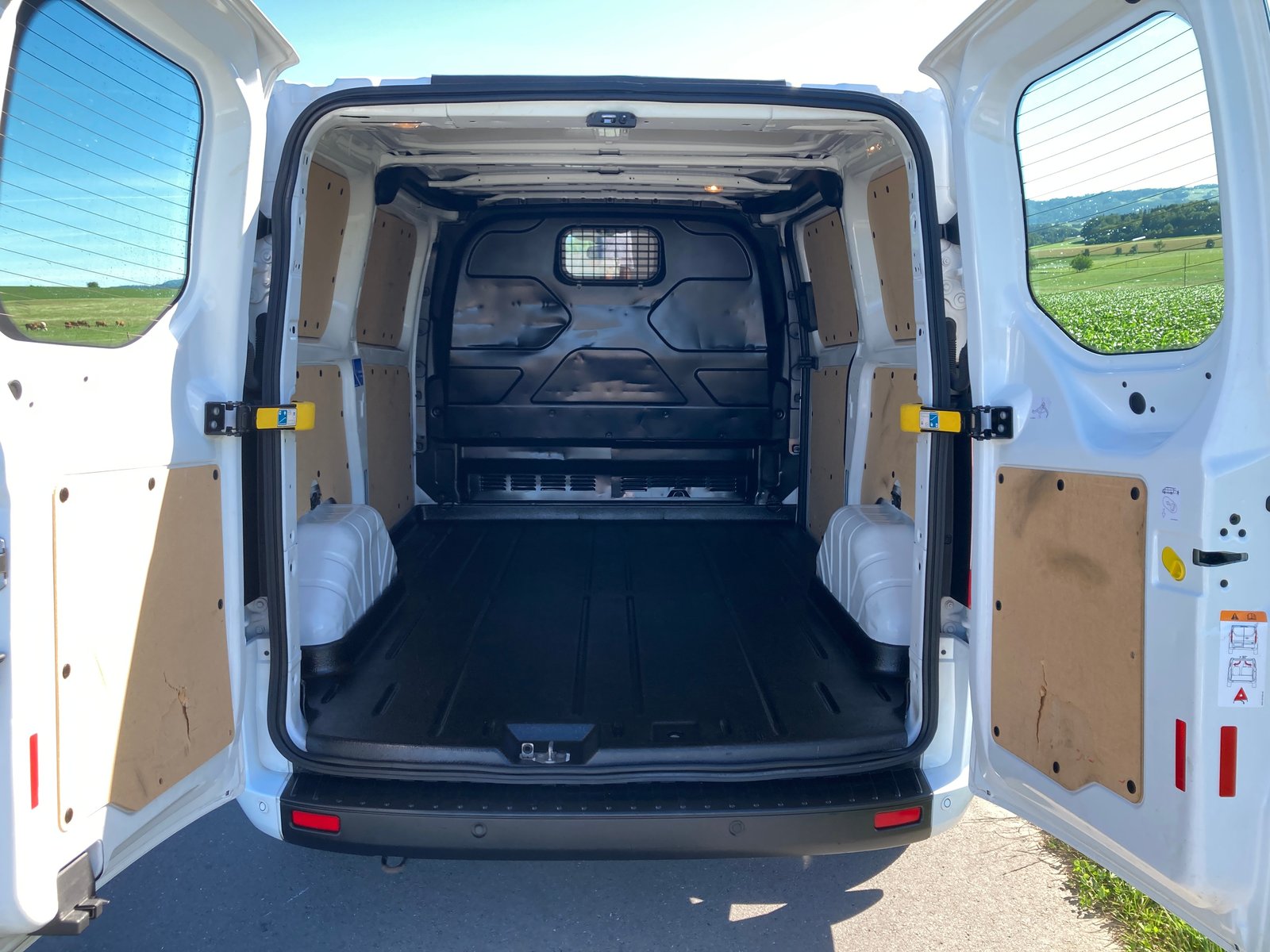 FORD Transit Custom Van 280 L1H1Trend, Diesel, Occasion / Utilisé, Manuelle - 6