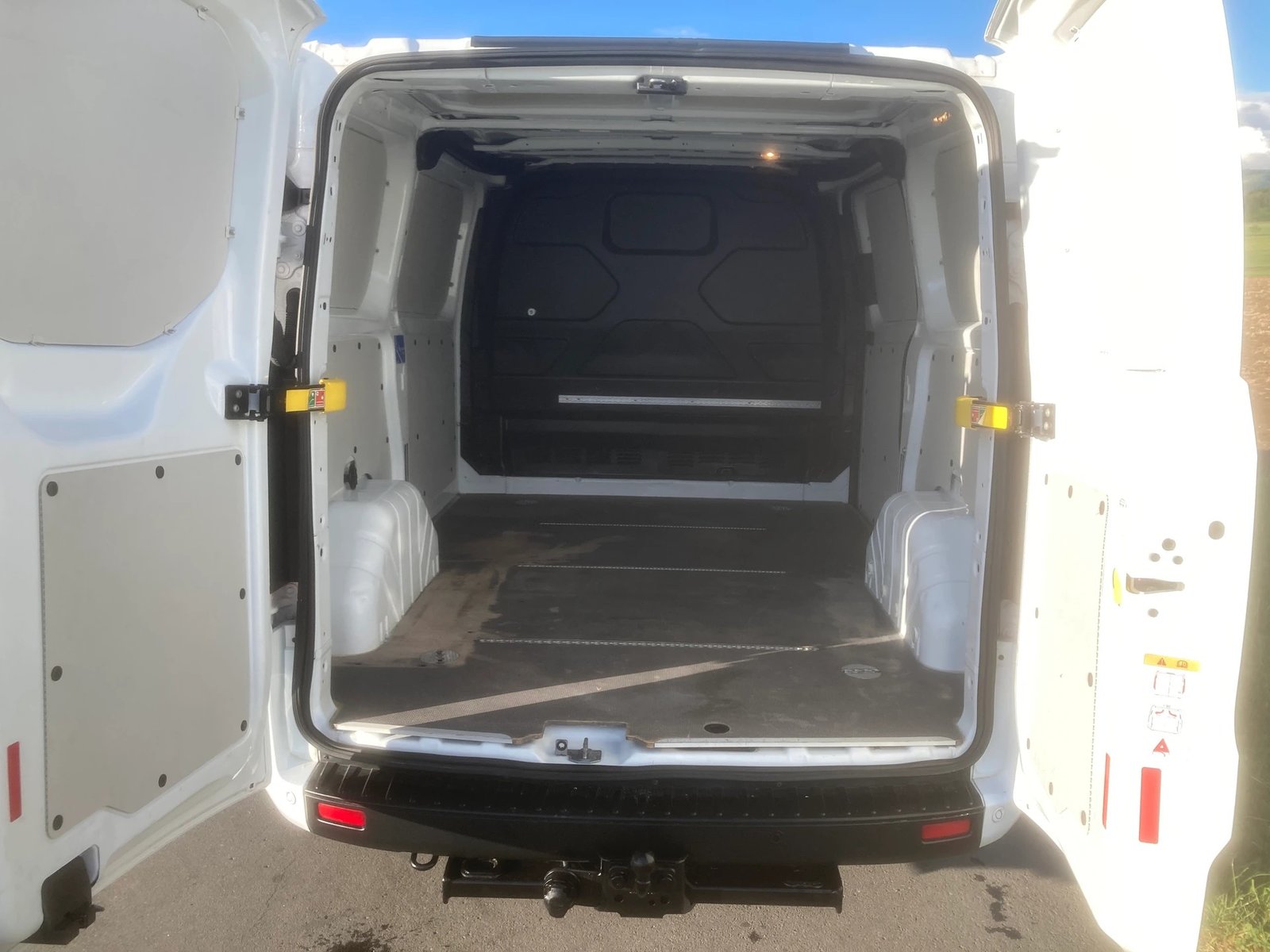 FORD Transit Custom Van 280 L1H1 Ambiente mit Anhängerkuppl, Diesel, Second hand / Used, Manual - 7