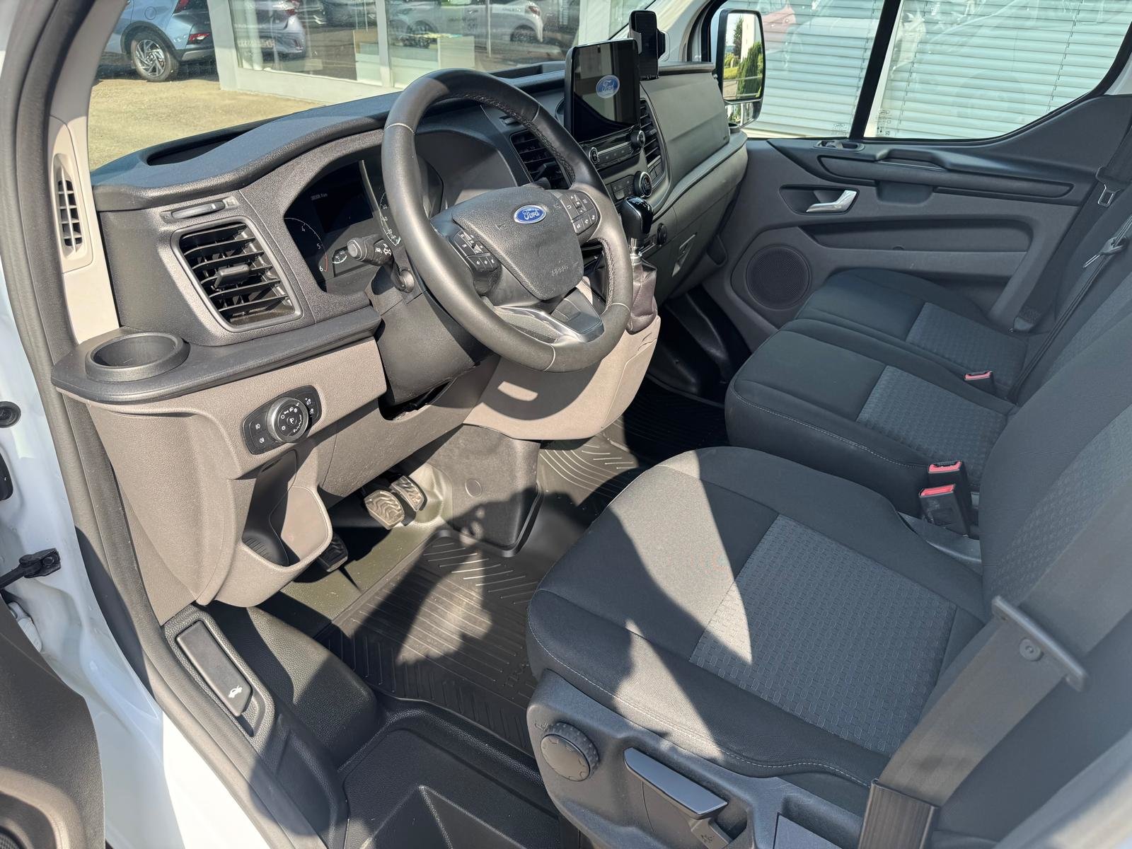 FORD Transit Cust 300 L1 Trend, Diesel, Occasion / Gebraucht, Handschaltung - 2