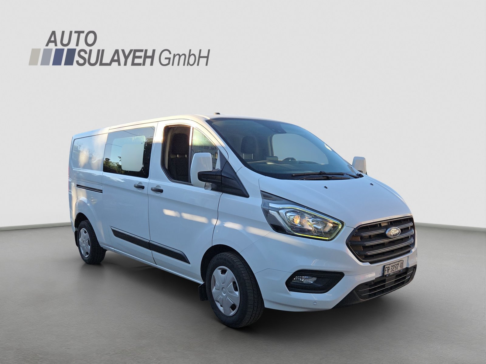 FORD Transit Custom Van 320 L2H1 Trend, Diesel, Second hand / Used, Manual - 2