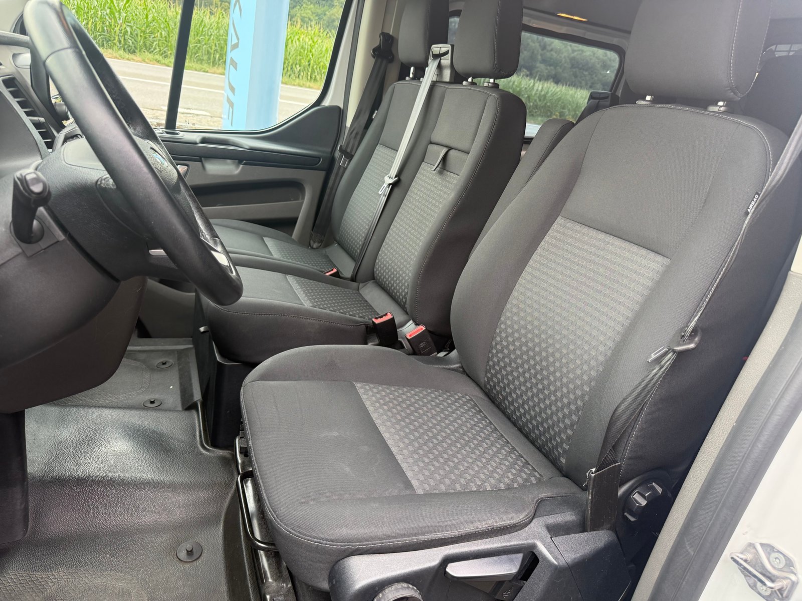 FORD Transit Custom Van 320 L2H1 DK Trend 6 Plätzer, Diesel, Occasion / Gebraucht, Handschaltung - 5