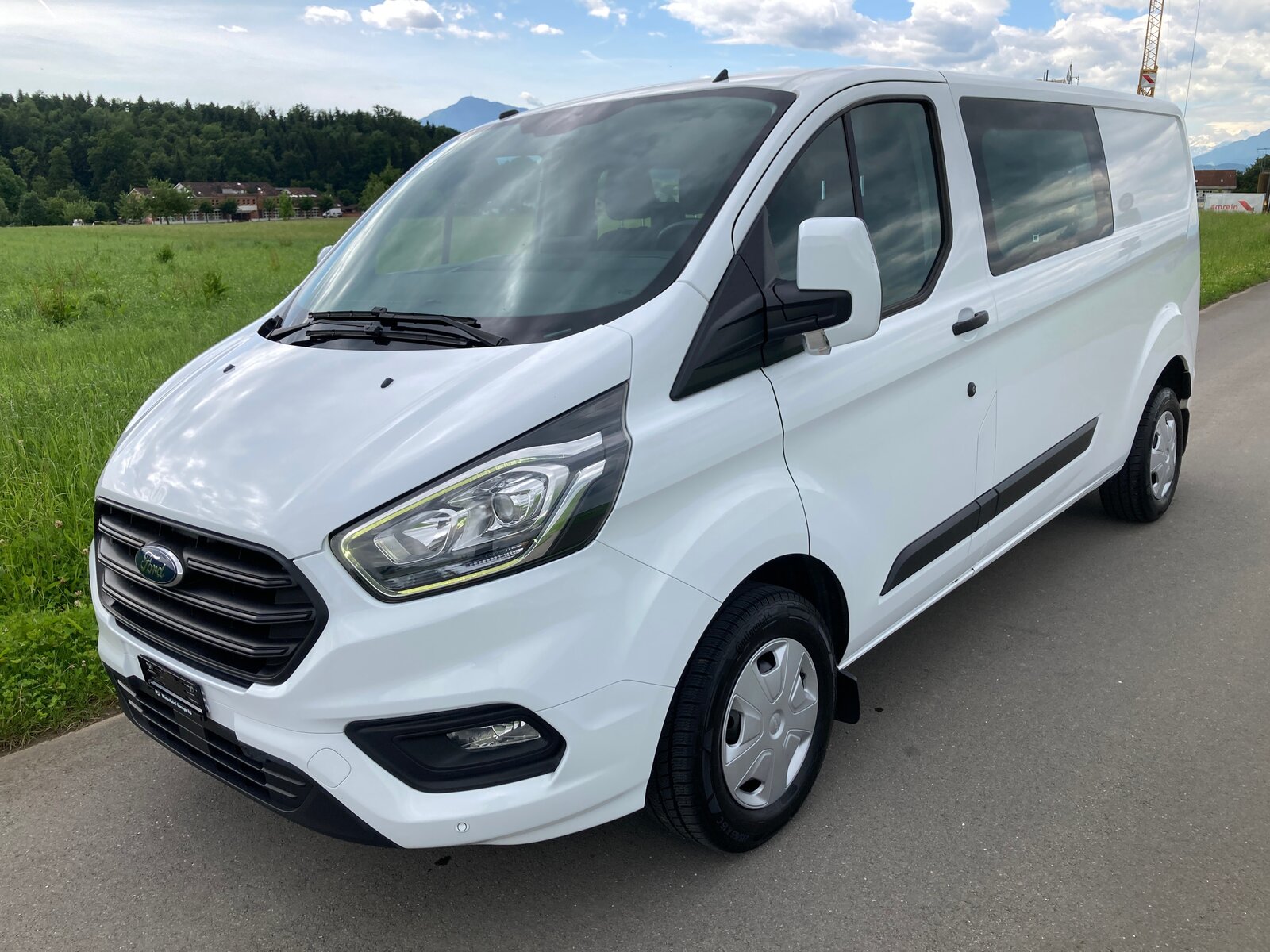 FORD Transit Custom Van 300 L2H1 DK Trend 6 Plätzer mit Anh