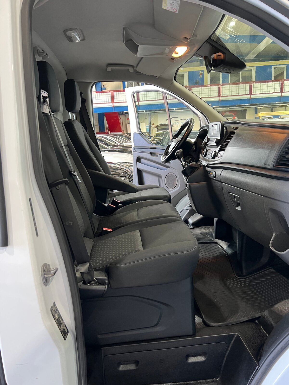 FORD Transit Custom 320 L1H1 Ambiente**Top Zustand, Rückfahrtka, Diesel, Second hand / Used, Manual - 7