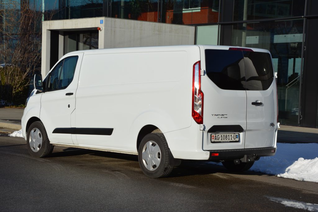 FORD TRANSIT CUSTOM 2.0 TDCi 130 Trend, Diesel, Second hand / Used, Automatic - 5