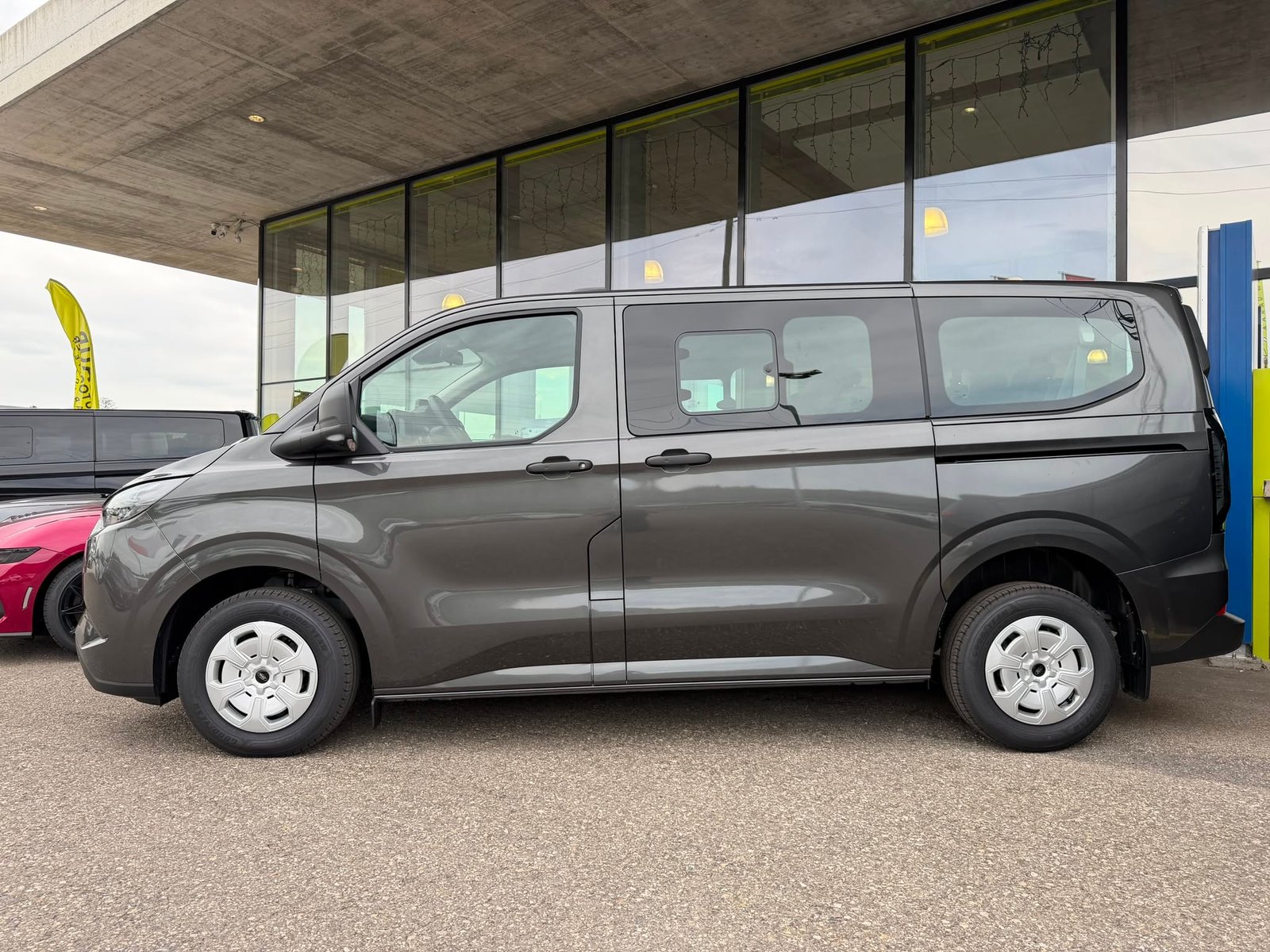 FORD Transit Custom Combi PHEV 320 L1H1 Trend Automat, Plug-in-Hybrid Benzina/Elettrica, Auto nuove, Automatico - 4