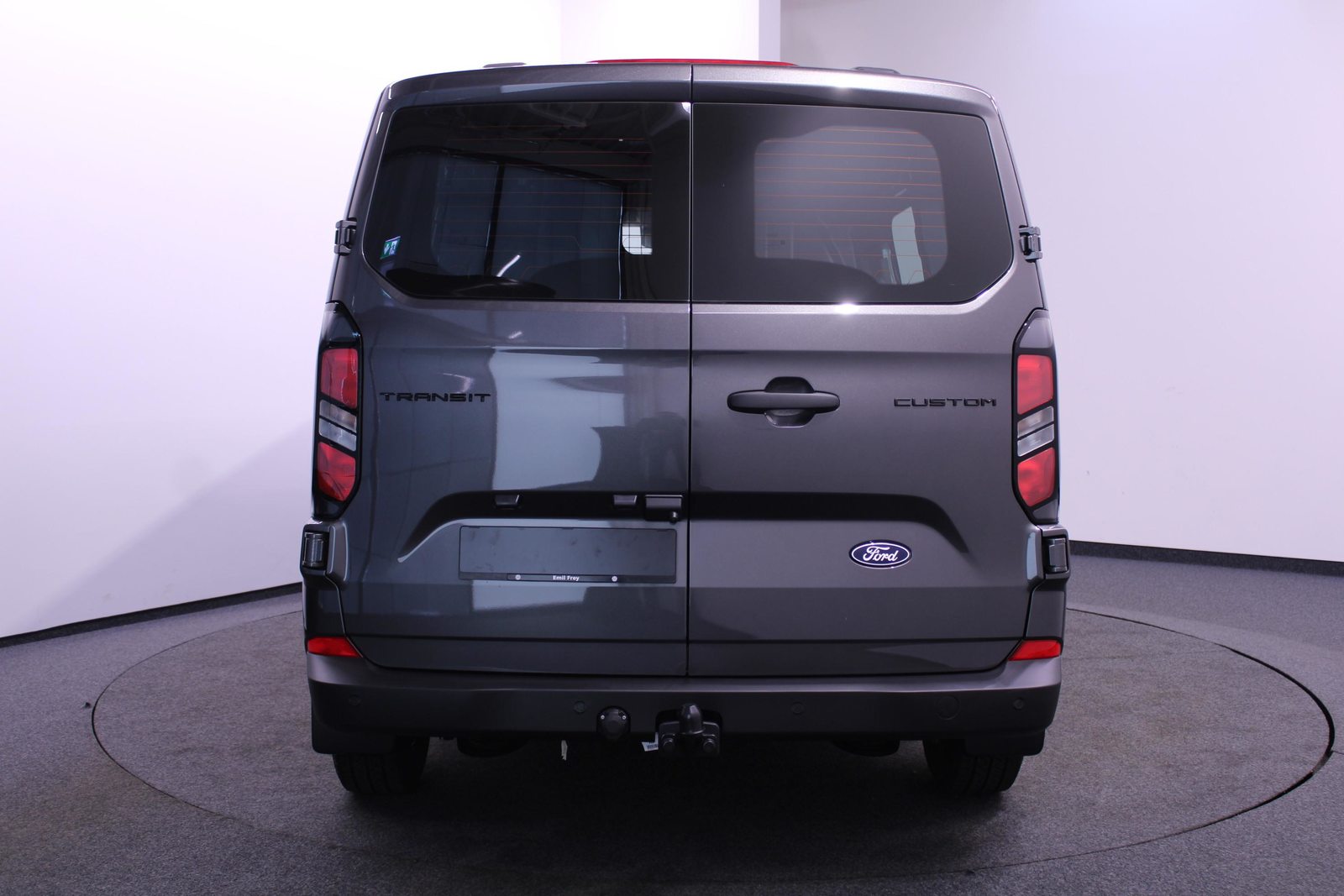 FORD Transit C Van 300 L1 2.0 EcoBlue 136 Trend, Diesel, New car, Automatic - 4