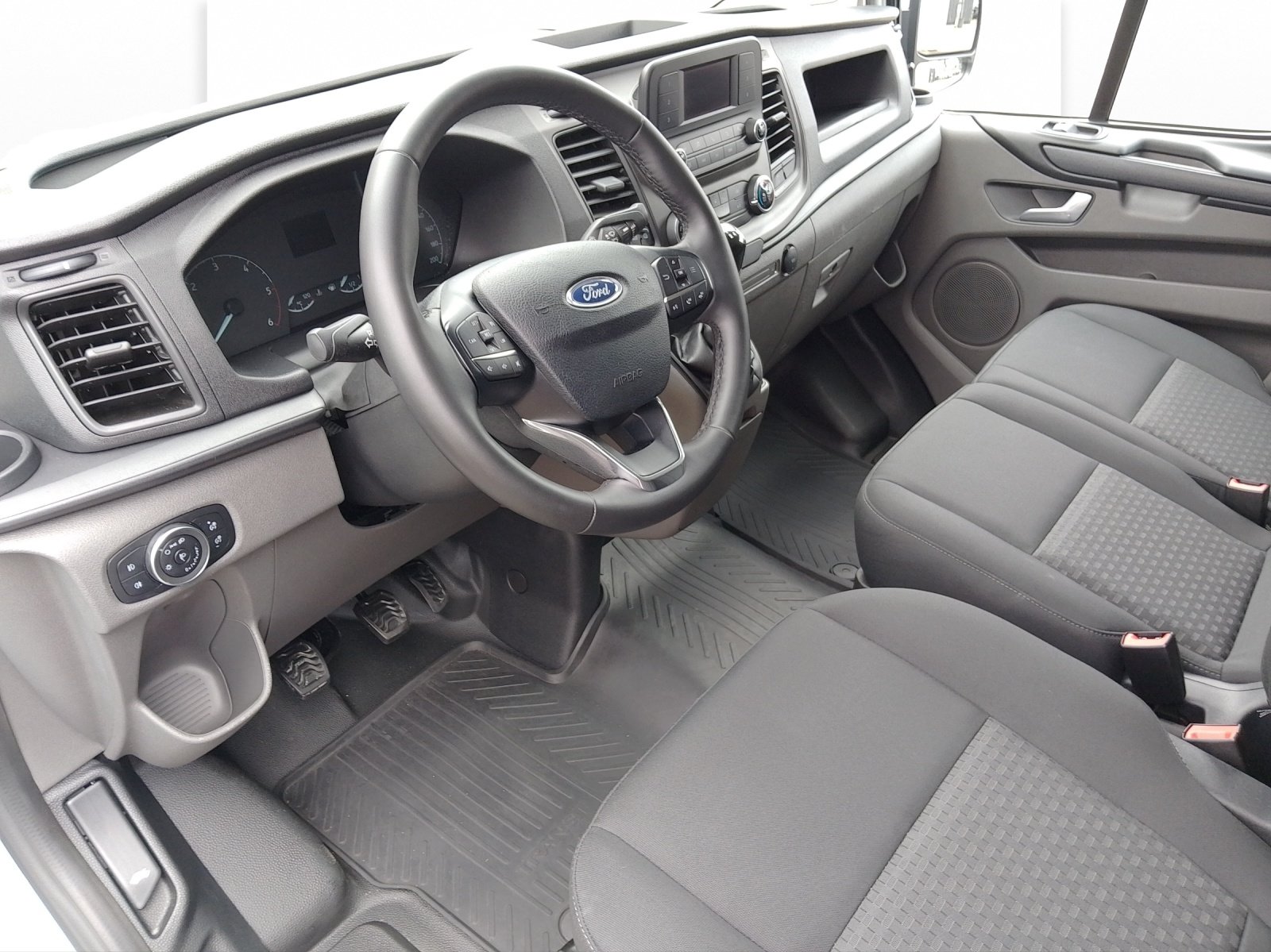 FORD Transit Custom Van 280 L1 2.0 TDCi 105 Trend, Diesel, Second hand / Used, Manual - 5