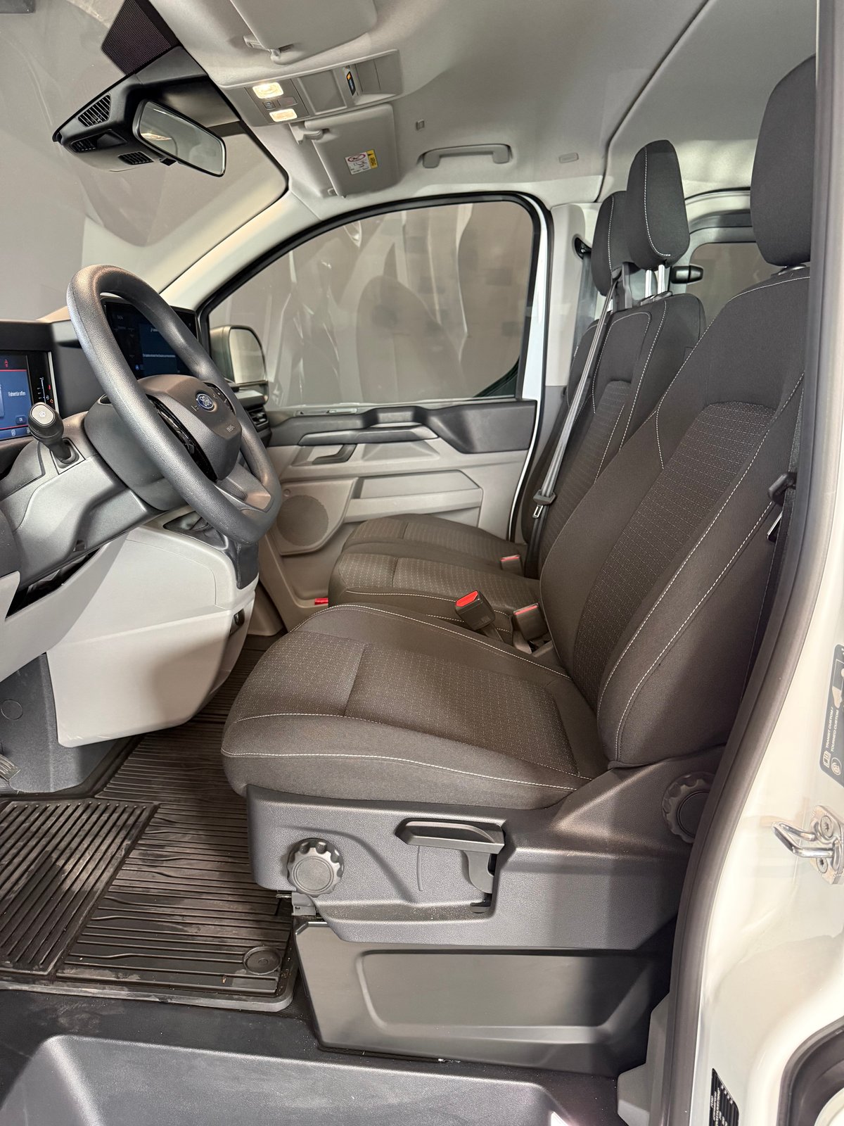 FORD Transit Custom Combi * 9 Plätzer * absolut neuwertig *, Diesel, Occasion / Gebraucht, Handschaltung - 7