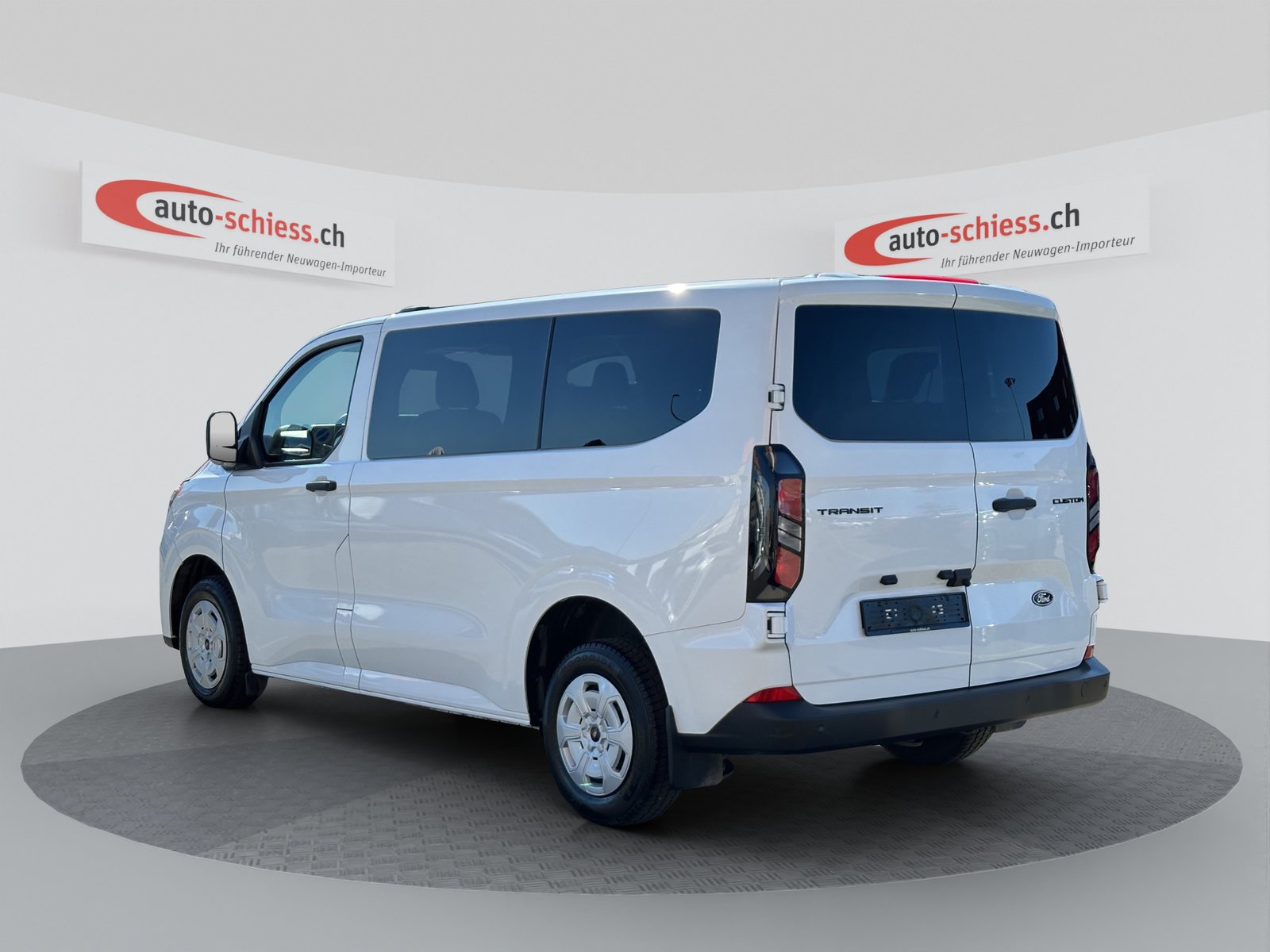 FORD Transit Custom Combi 9Pl. 320 L1H1 Trend Automat, Diesel, Occasion / Gebraucht, Automatik - 3