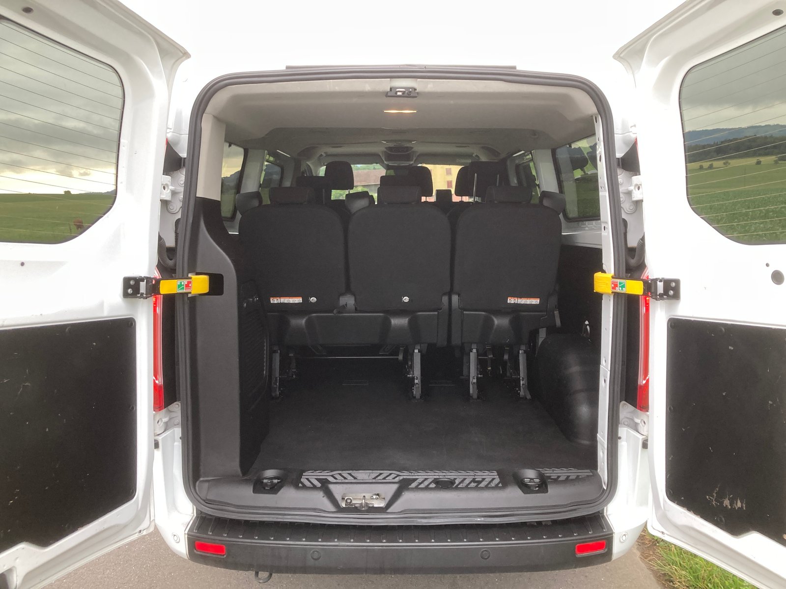 FORD Transit Custom 320 L1H1 Trend 9 Sitzer, Diesel, Occasion / Utilisé, Manuelle - 6