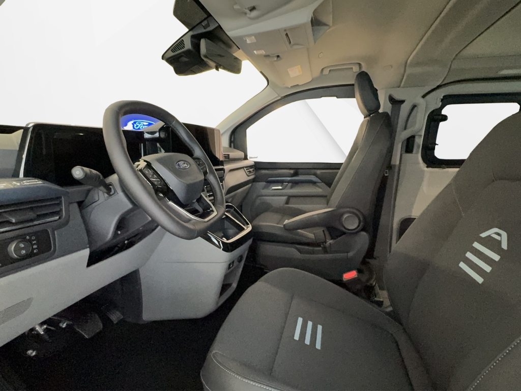 FORD TRANSIT CUSTOM Nugget 2.0 EcoBlue 170 Active 4x4, Diesel, Auto nuove, Automatico - 7
