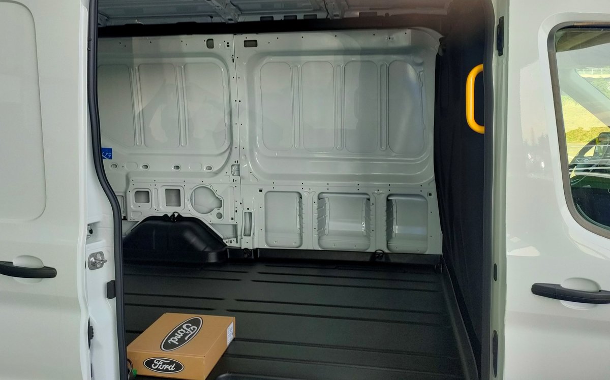 FORD E-Transit Van 350 L2 Trend RWD, Elektro, Neuwagen, Automatik - 6