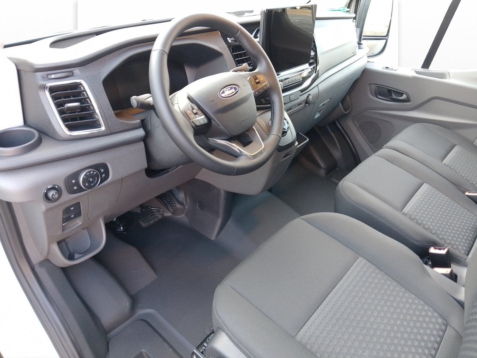 FORD Transit Van 350 L3H2 2.0 EcoBlue 165 Trend, Diesel, Voiture nouvelle, Automatique - 5