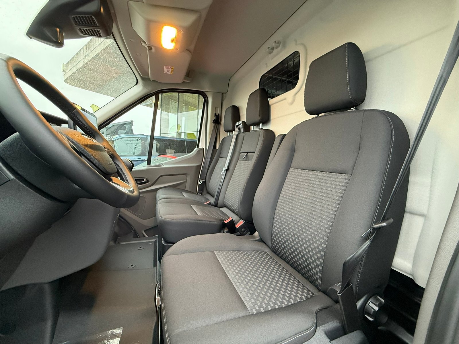 FORD Transit Van 350 L3 Trend 2.0 TDCi 130 FWD, Diesel, Voiture nouvelle, Manuelle - 7