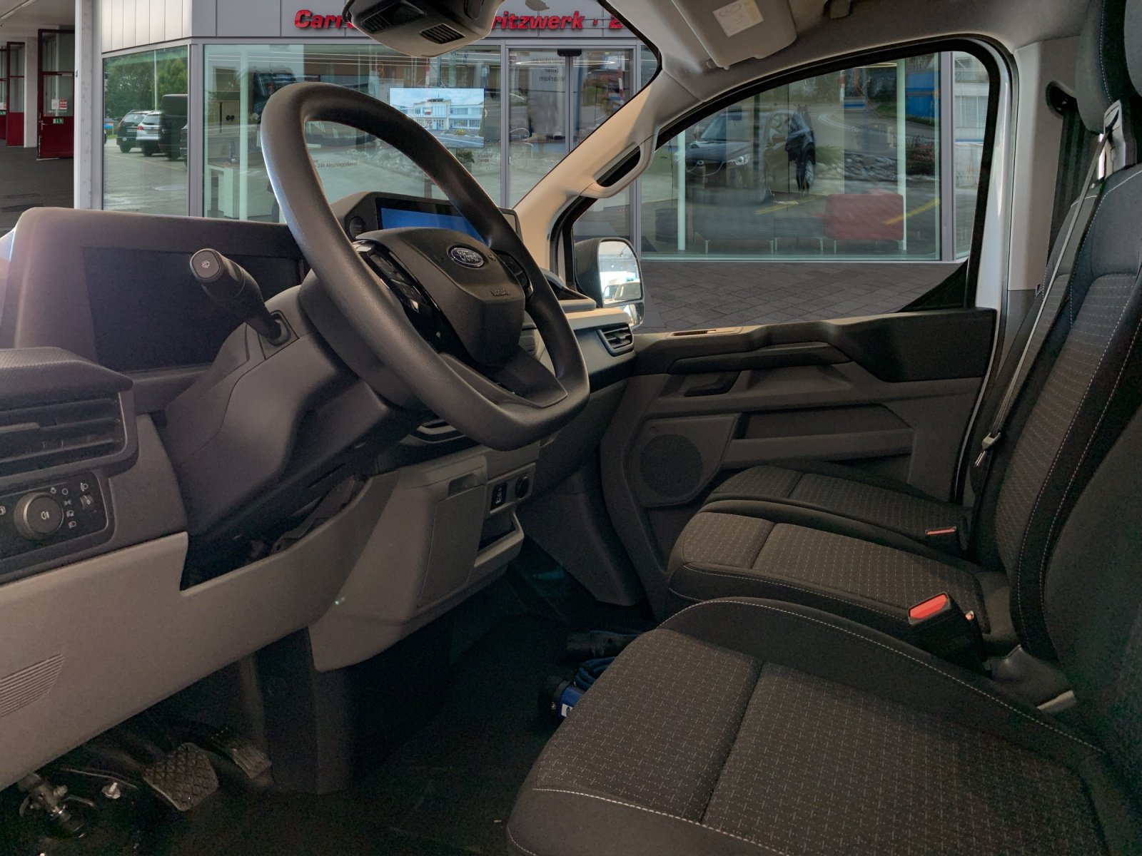 FORD Transit C Van 320 L1 2.5 Duratec 233 Trend PHEV, Hybride Rechargeable Essence/Électricité, Voiture nouvelle, Automatique - 7