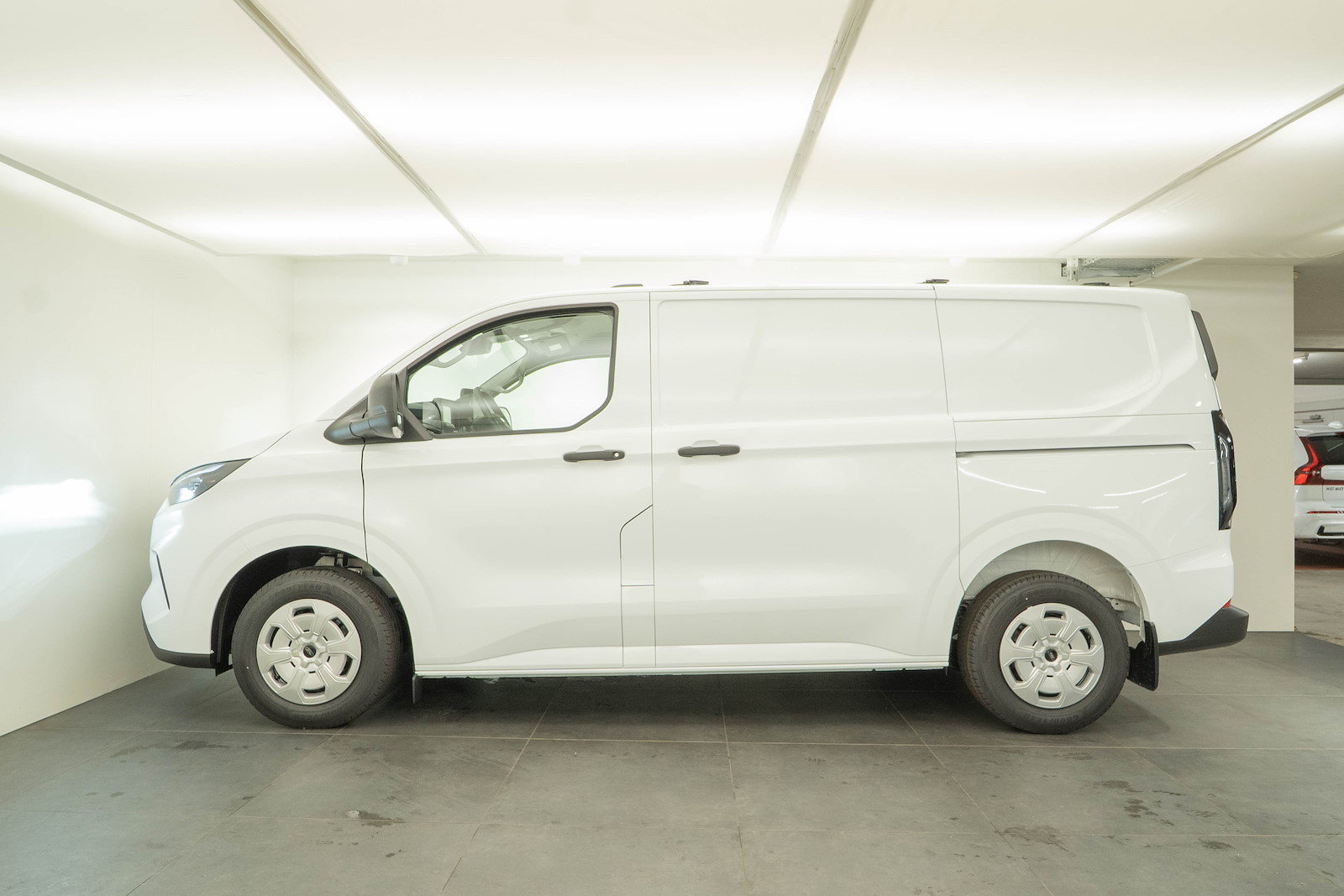 FORD Transit C Van 320 L1 2.0 EcoBlue 170 Trend 4x4, Diesel, Voiture nouvelle, Automatique - 3