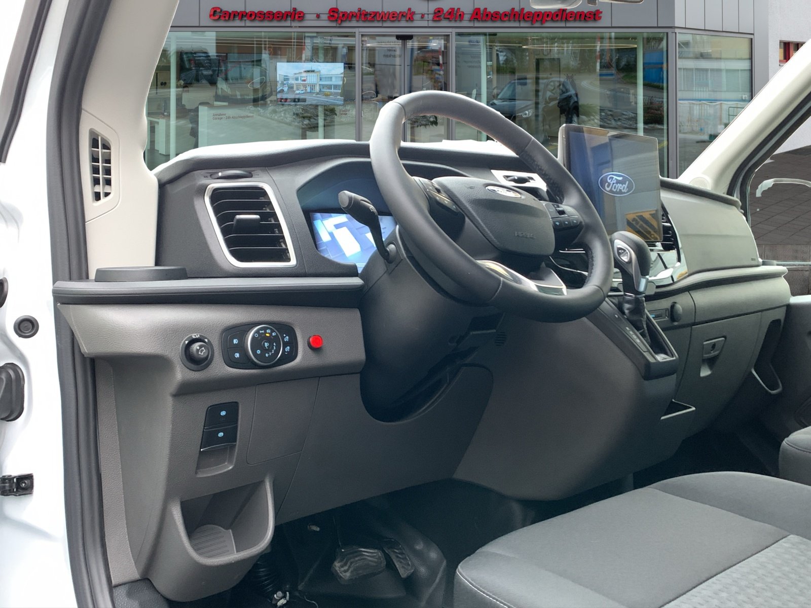 FORD Transit Kab.- Ch. 350 L3 2.0 EcoBlue 165 Trend HD, Diesel, Voiture nouvelle, Automatique - 7