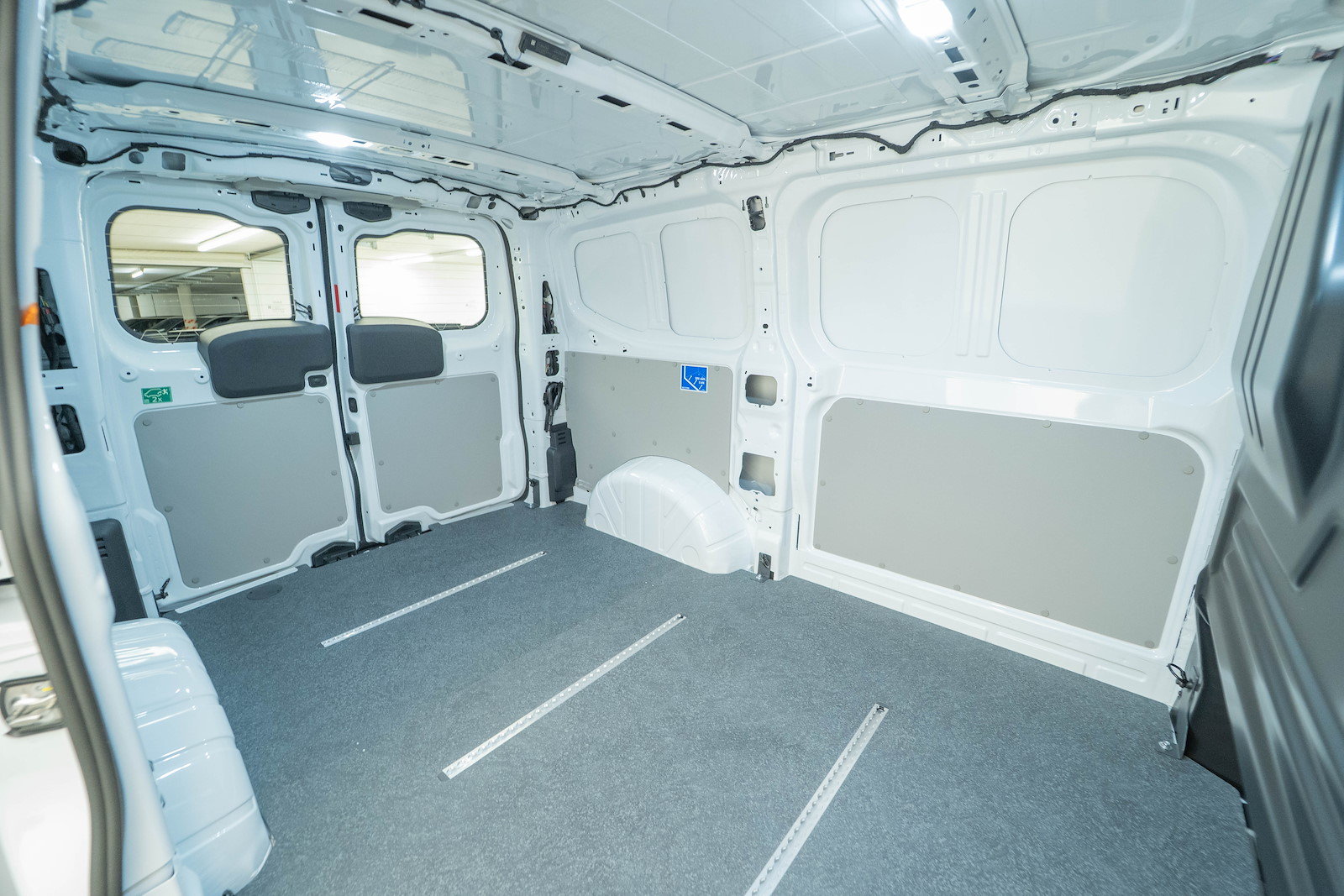 FORD Transit C Van 320 L1 2.0 EcoBlue 136 Trend, Diesel, New car, Manual - 6