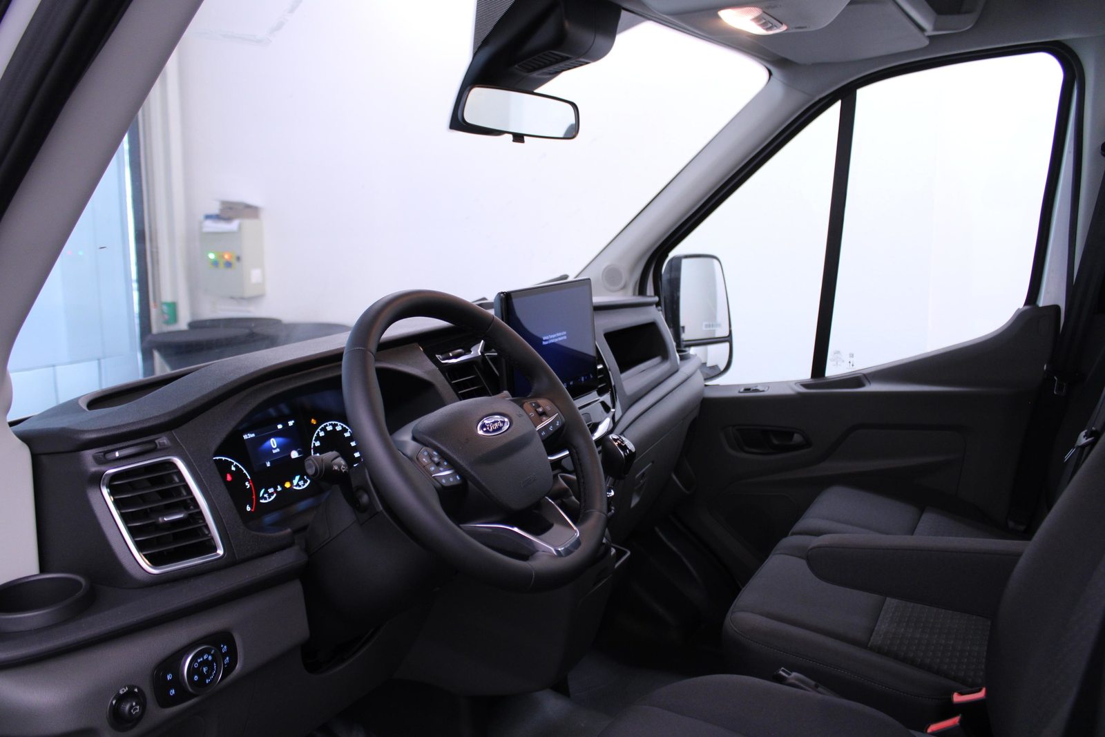 FORD Transit Kab.-Ch. 350 L4 2.0 EcoBlue 170 Trend, Diesel, Neuwagen, Handschaltung - 4