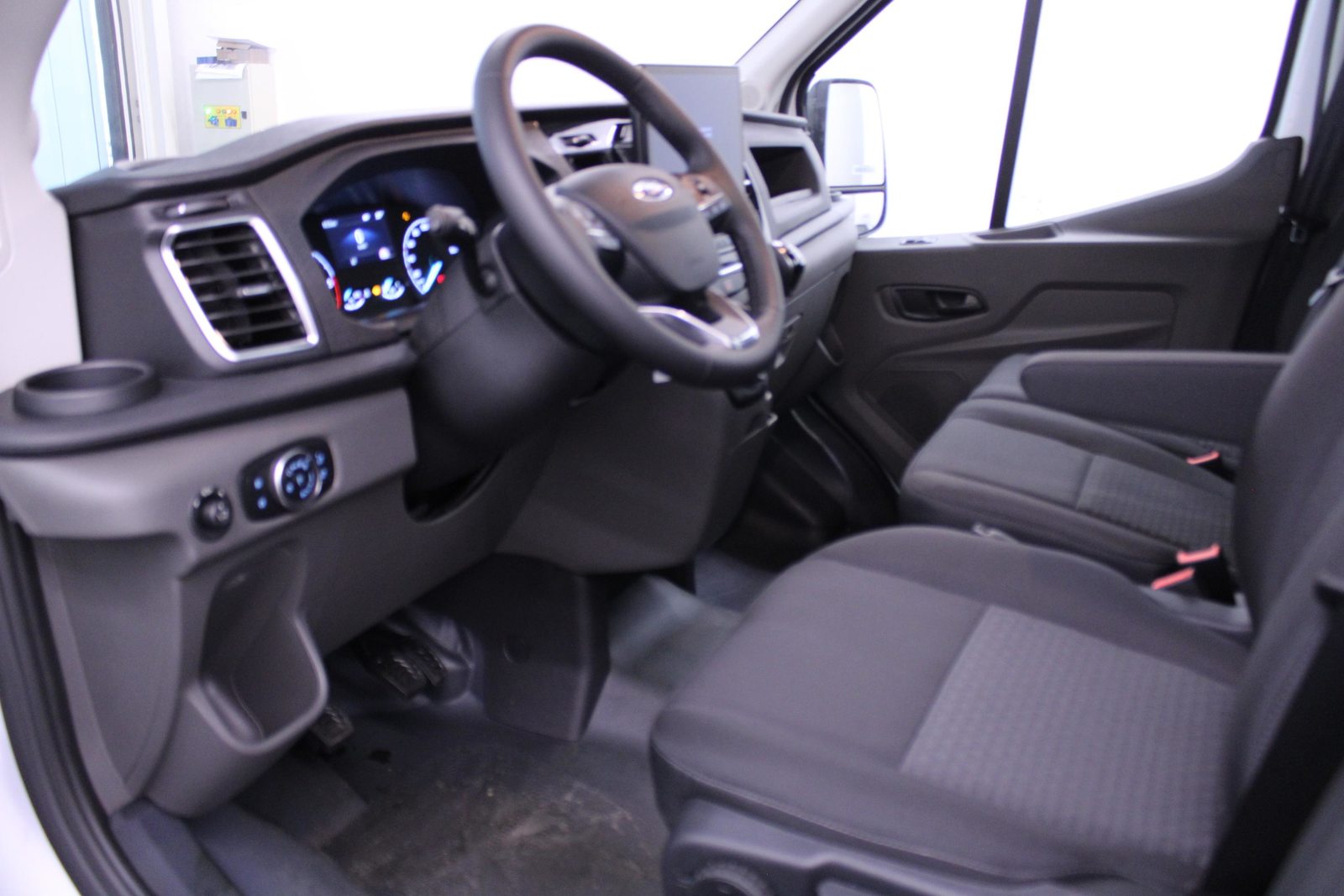 FORD Transit Kab.-Ch. 350 L4 2.0 EcoBlue 170 Trend, Diesel, Neuwagen, Handschaltung - 5