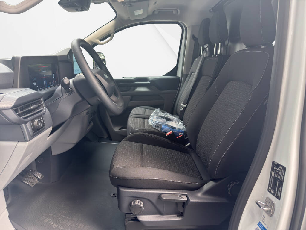 FORD Transit C Van 320 L1 2.5 Duratec 233 Trend PHEV, Plug-in-Hybrid Benzin/Elektro, Neuwagen, Automatik - 5