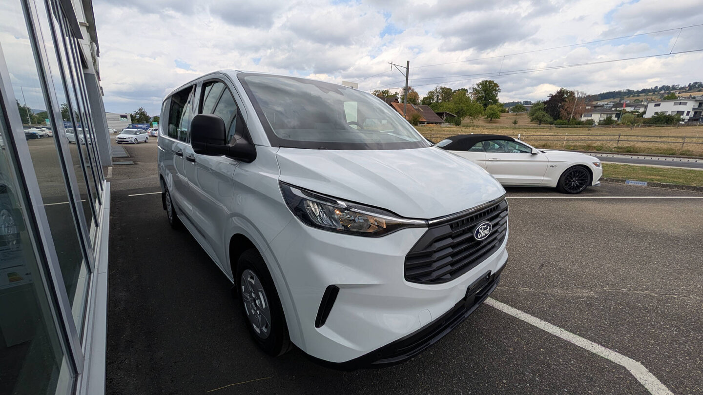 FORD Transit C Van 320 L1 2.0 EcoBlue 170 Trend, Diesel, New car, Automatic - 2