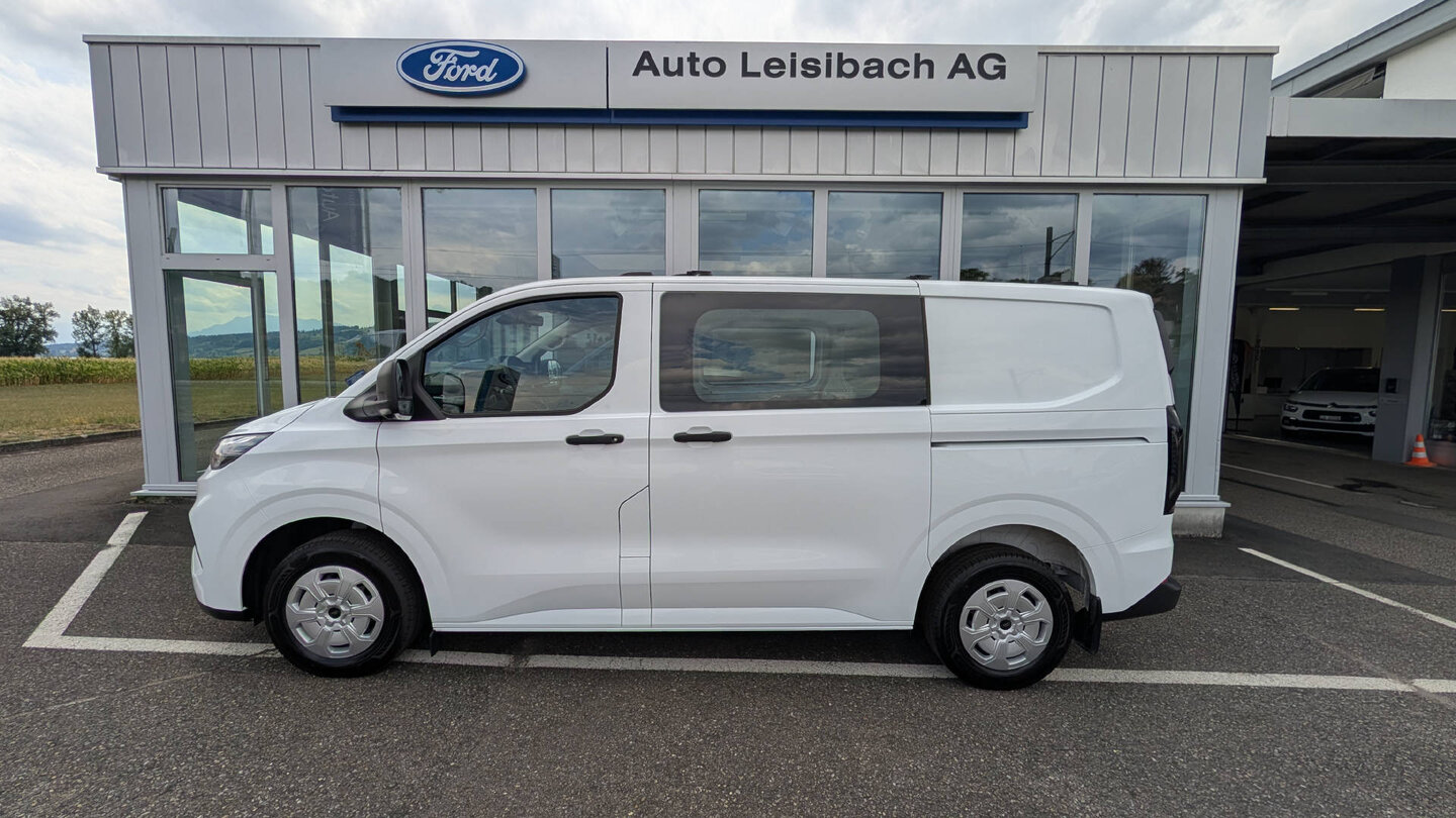 FORD Transit C Van 320 L1 2.0 EcoBlue 170 Trend, Diesel, New car, Automatic - 5