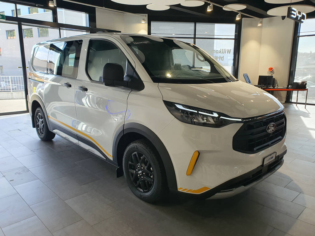 FORD Transit C Van 320 L1 2.0 EcoBlue 170 Trail 4x4, Diesel, Auto nuove, Automatico - 3