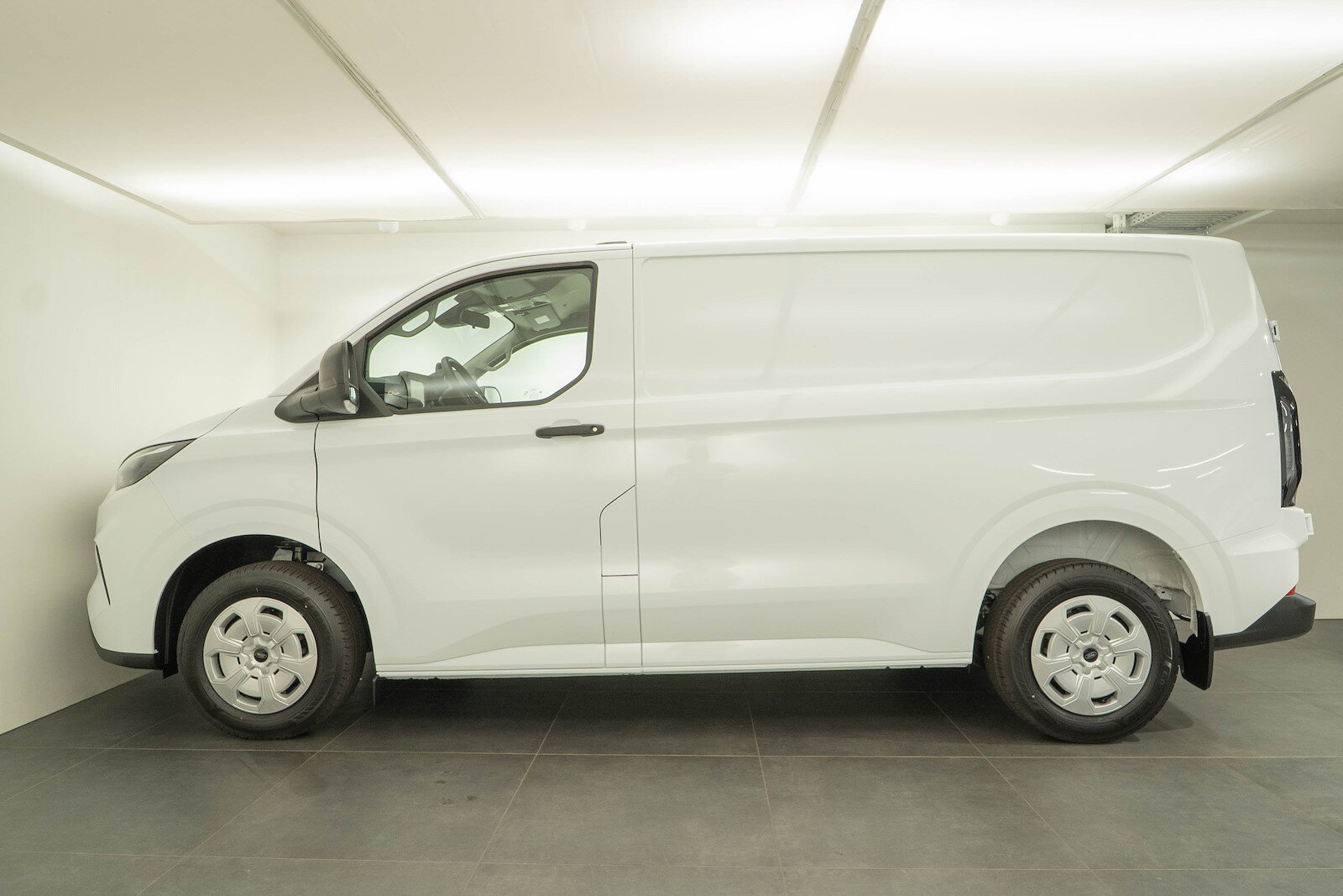 FORD Transit C Van 320 L1 2.0 EcoBlue 136 Trend, Diesel, Neuwagen, Handschaltung - 3