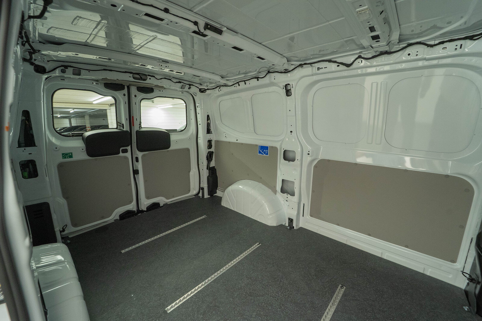 FORD Transit C Van 320 L1 2.0 EcoBlue 136 Trend, Diesel, Neuwagen, Handschaltung - 6