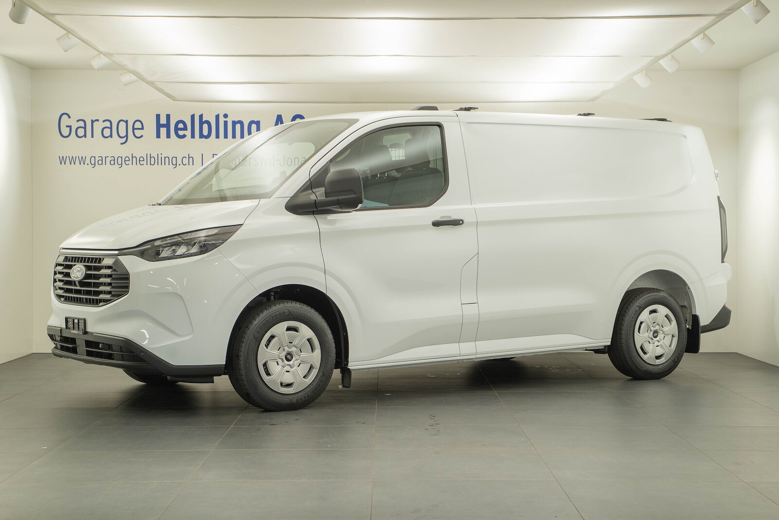 FORD Transit C Van 320 L1 2.5 Duratec 233 Trend PHEV