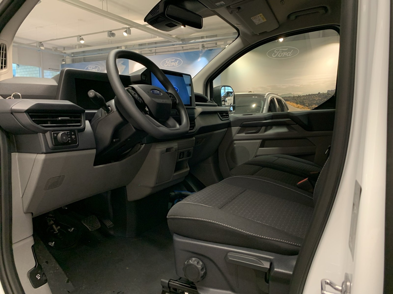FORD Transit C Van 320 L1 2.5 Duratec 233 Trend PHEV, Plug-in-Hybrid Benzina/Elettrica, Occasioni / Usate, Automatico - 5