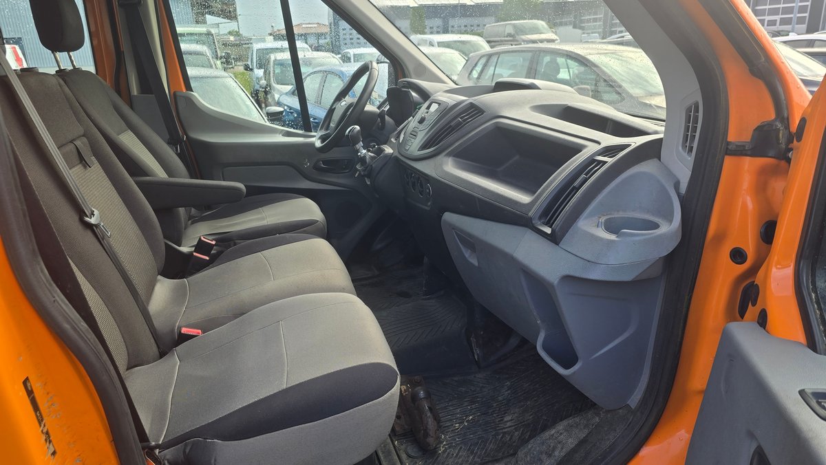 FORD Transit 350 L2 Trend 2.0 TDCi 130 4WD, Diesel, Second hand / Used, Manual - 5