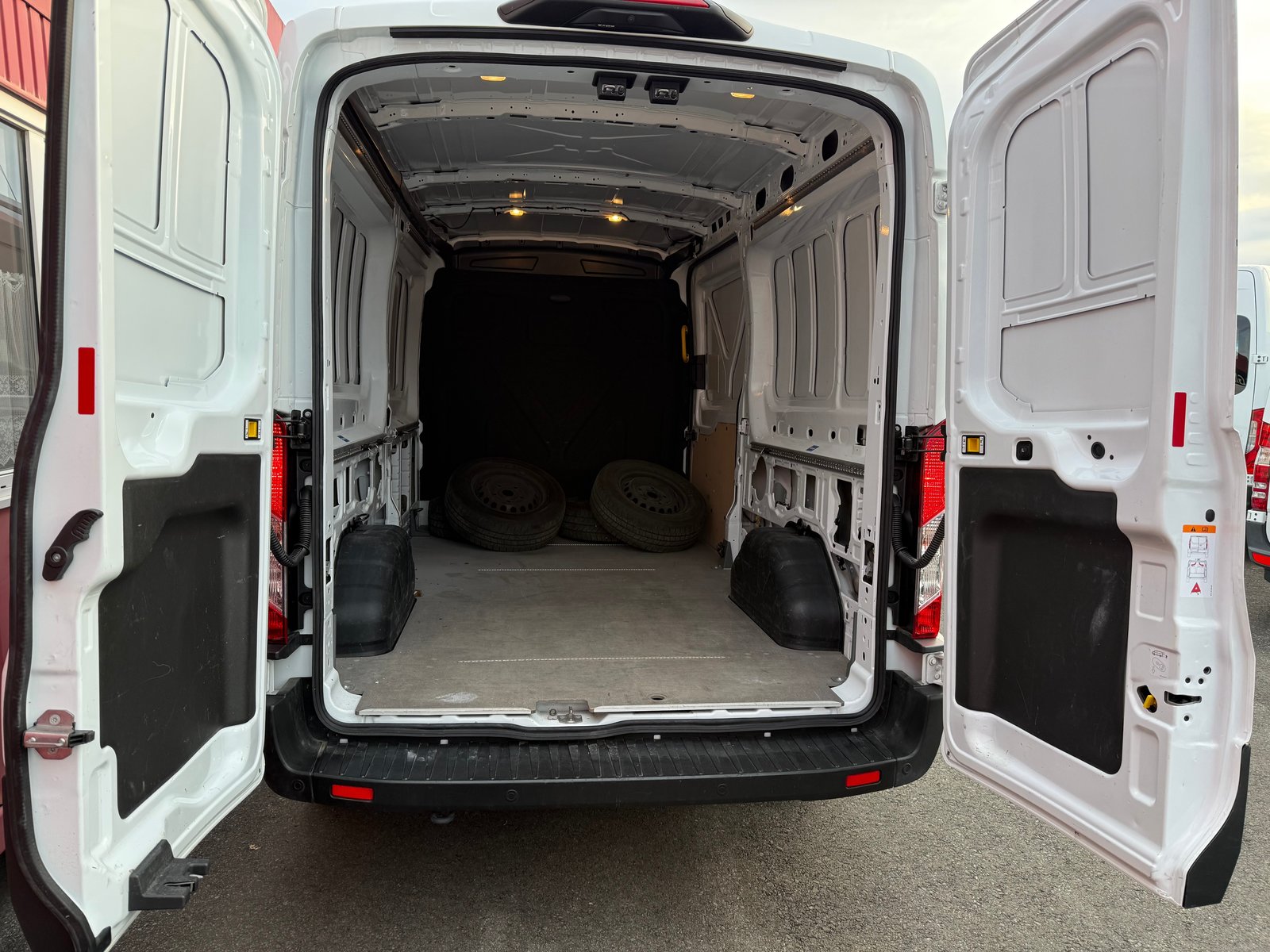 FORD Transit Van 350 L3 Trend 2.0 TDCi 130 FWD A, Diesel, Occasioni / Usate, Automatico - 4