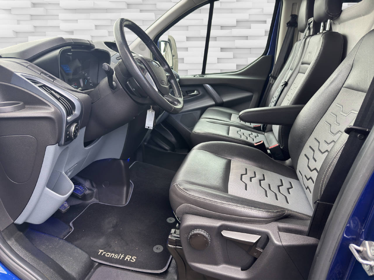 FORD Transit C Van 290 L1 2.2 TDCi 155 Sport, Diesel, Occasion / Gebraucht, Handschaltung - 7