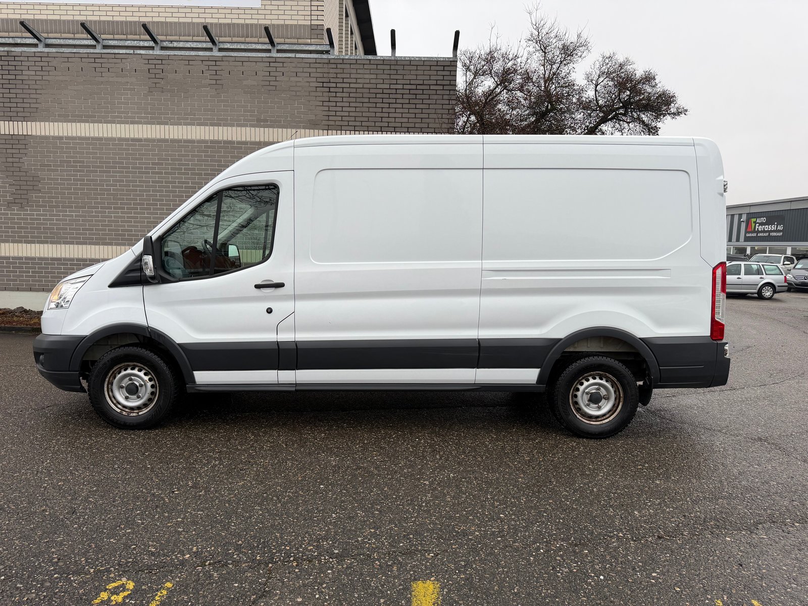 FORD Transit Van 350 L3H2 Ambiente 4WD, Diesel, Occasion / Gebraucht, Handschaltung - 2