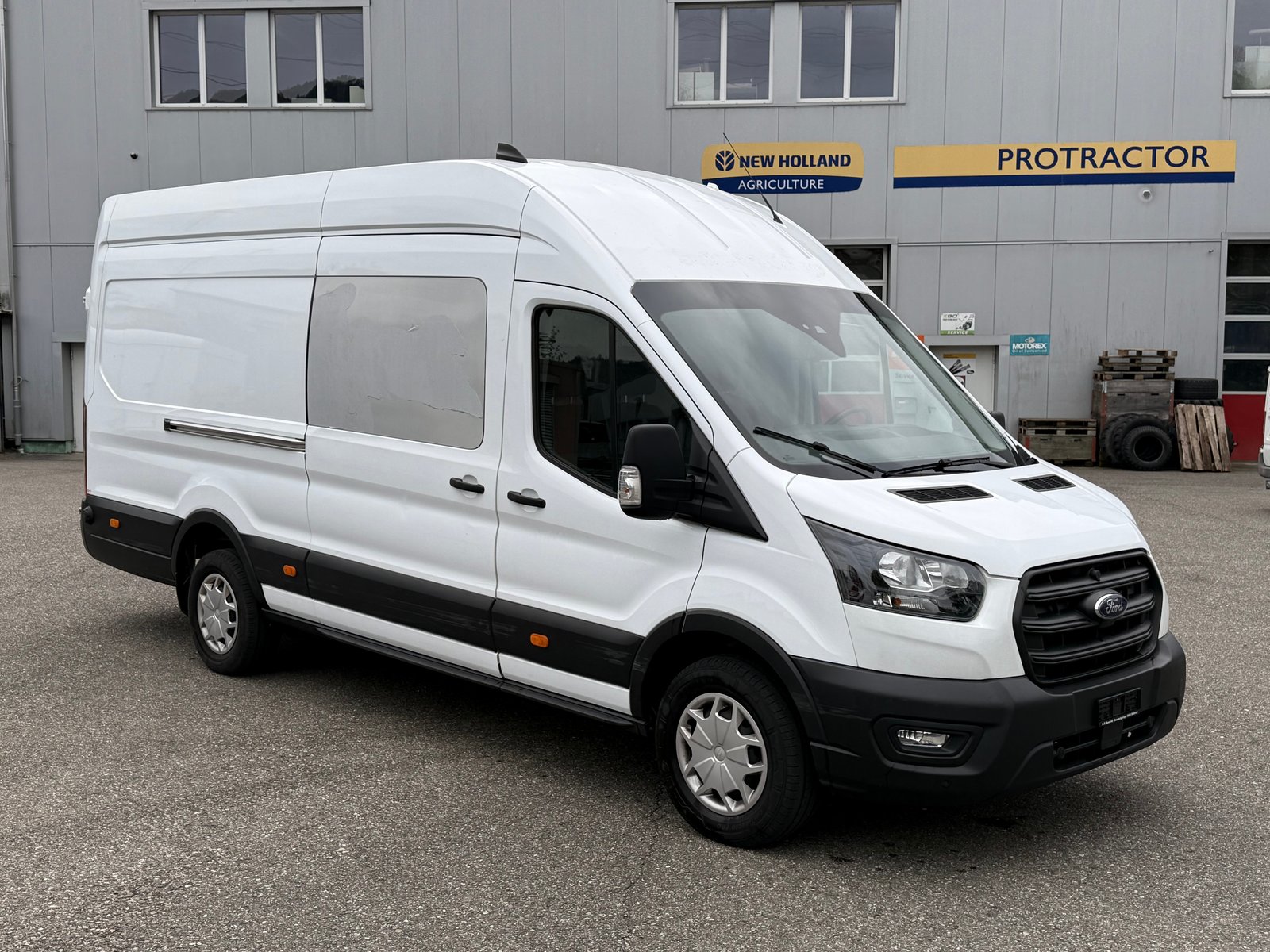 FORD Transit Van 350 L4 Trend 2.0 TDCi 130 RWD, Diesel, Occasion / Utilisé, Manuelle - 2