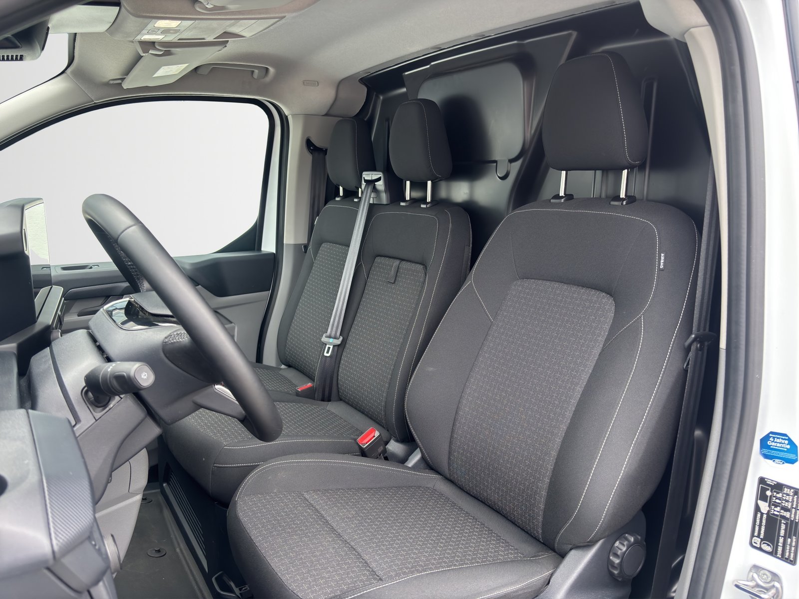 FORD Transit C Van 320 L1 2.0 EcoBlue 136 Trend, Diesel, Occasion / Gebraucht, Handschaltung - 6