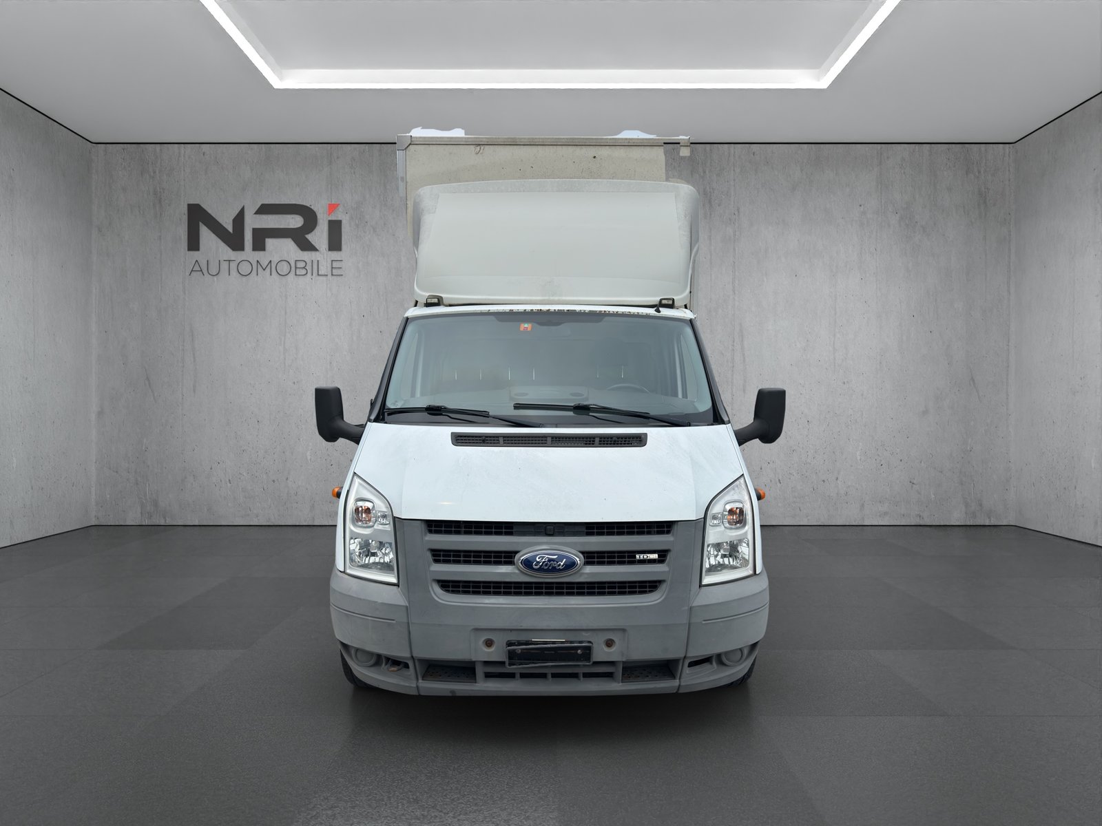 FORD Transit Kab.-Ch. 350 M 2.4 TDCi 140 HEBEBÜHNE, Diesel, Second hand / Used, Manual - 2