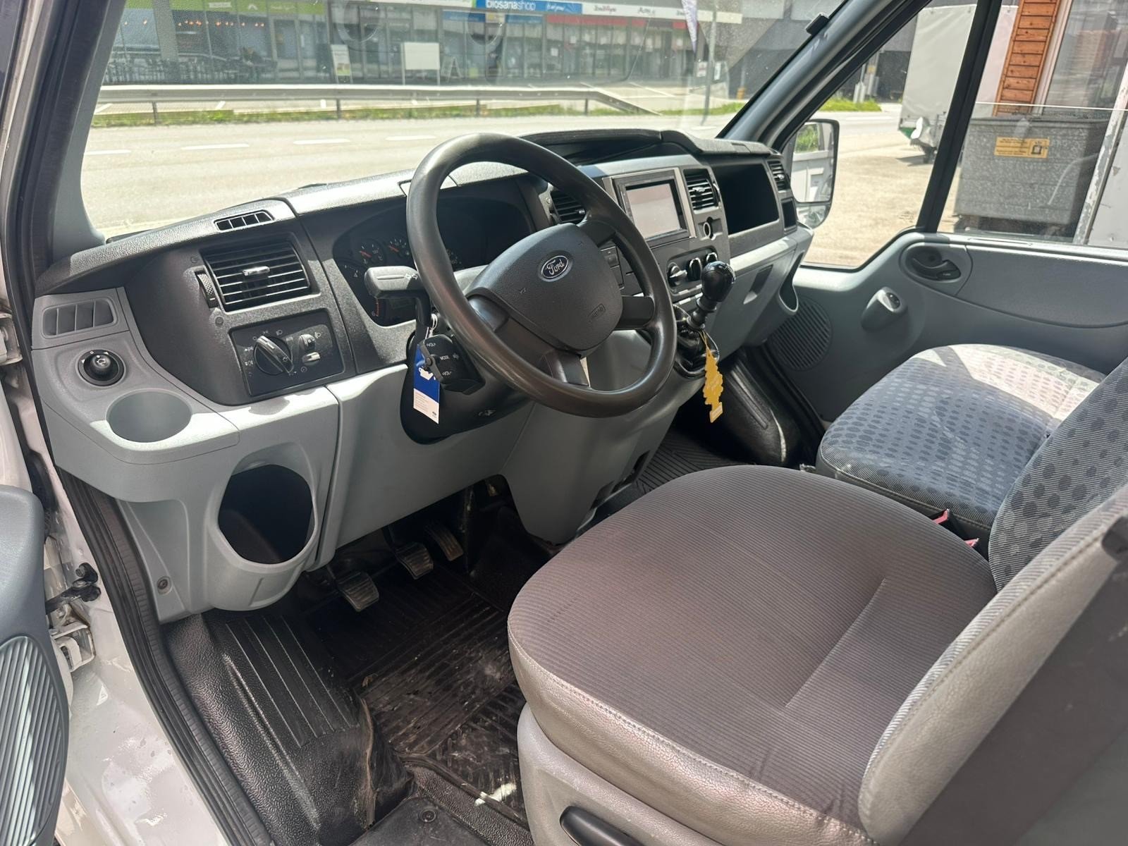 FORD Transit 350M Level 3, Diesel, Occasion / Gebraucht, Handschaltung - 7