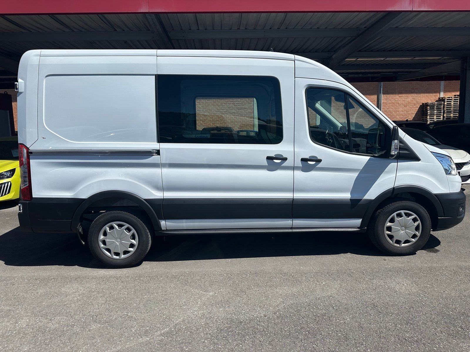 FORD Transit Van 350 L2 Trend 2.0 TDCi 130 4WD, Diesel, Occasion / Gebraucht, Handschaltung - 3