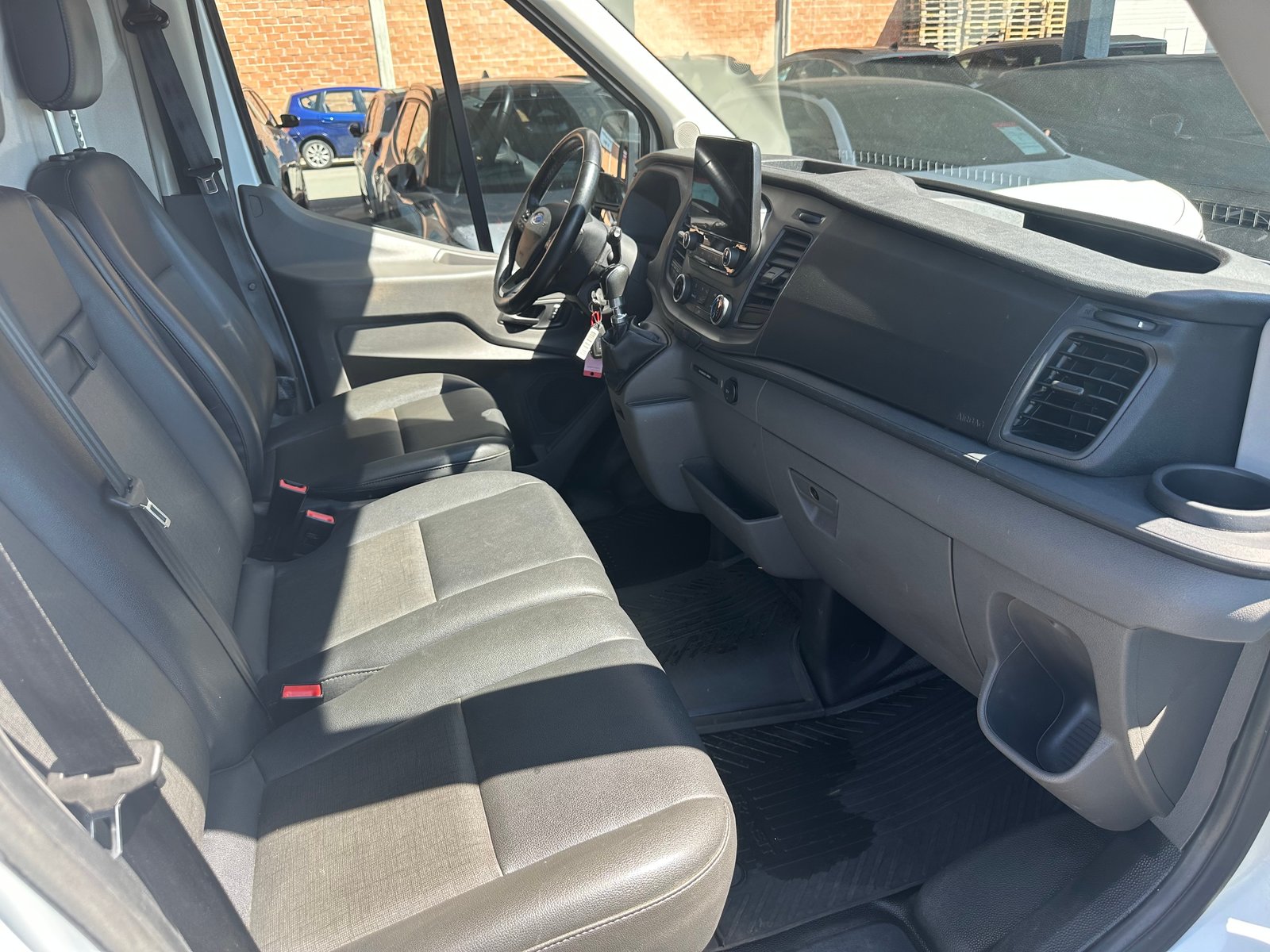FORD Transit Van 350 L2 Trend 2.0 TDCi 130 4WD, Diesel, Occasion / Gebraucht, Handschaltung - 6