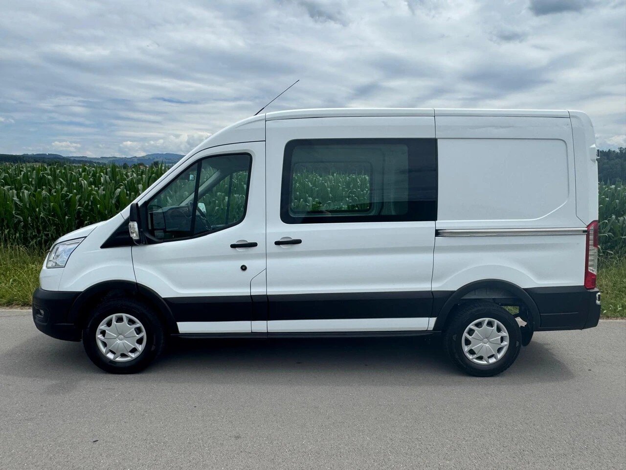 FORD Transit Van 350 L2 Trend 2.0 TDCi 130 4WD mit Anhänger, Diesel, Occasion / Utilisé, Manuelle - 6