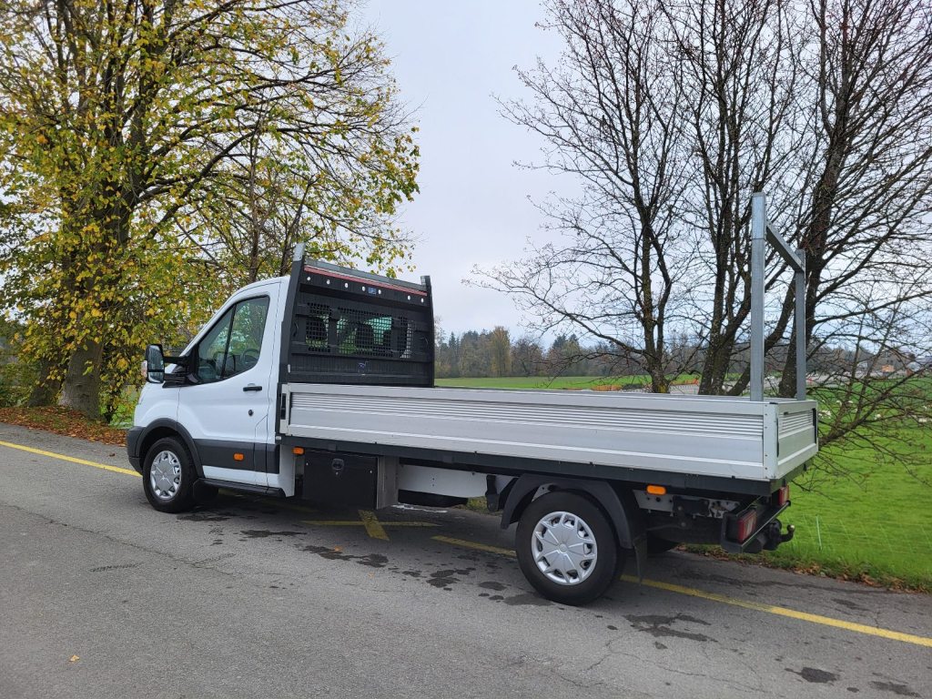 FORD 2.0 EcoBlue 130 Chassis, Diesel, Occasion / Gebraucht, Handschaltung - 3
