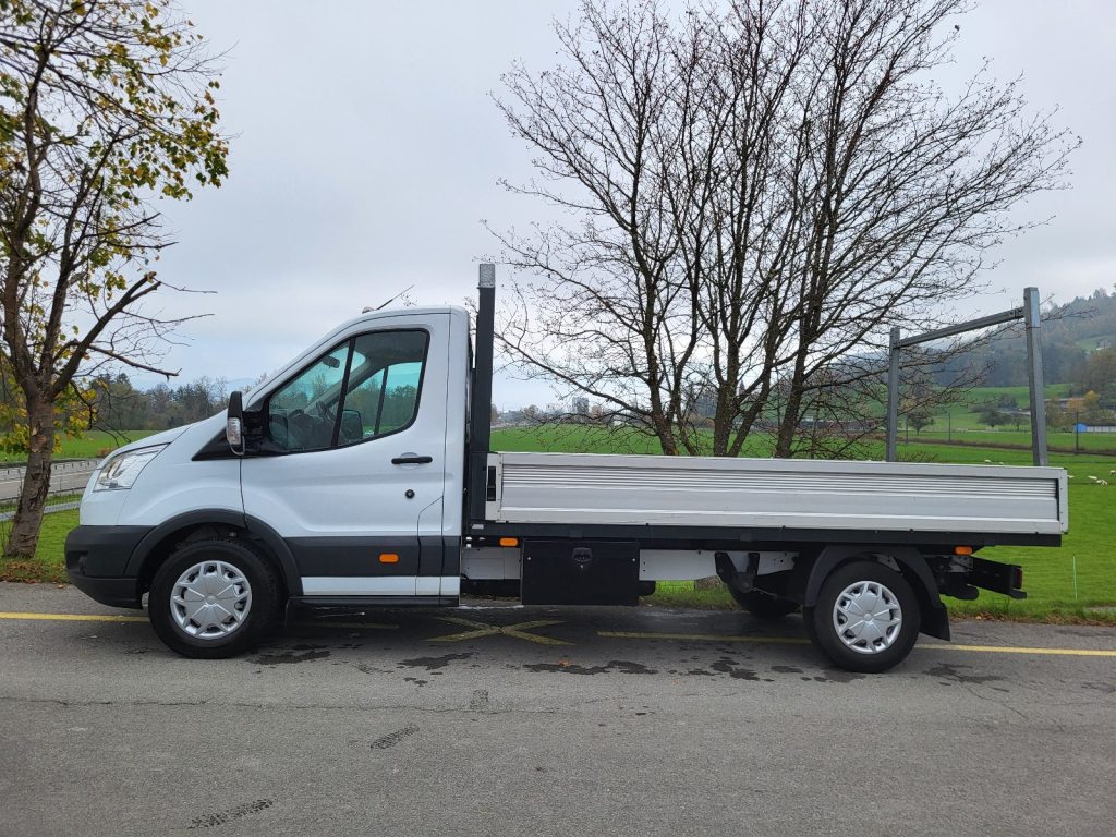 FORD 2.0 EcoBlue 130 Chassis, Diesel, Occasion / Gebraucht, Handschaltung - 2