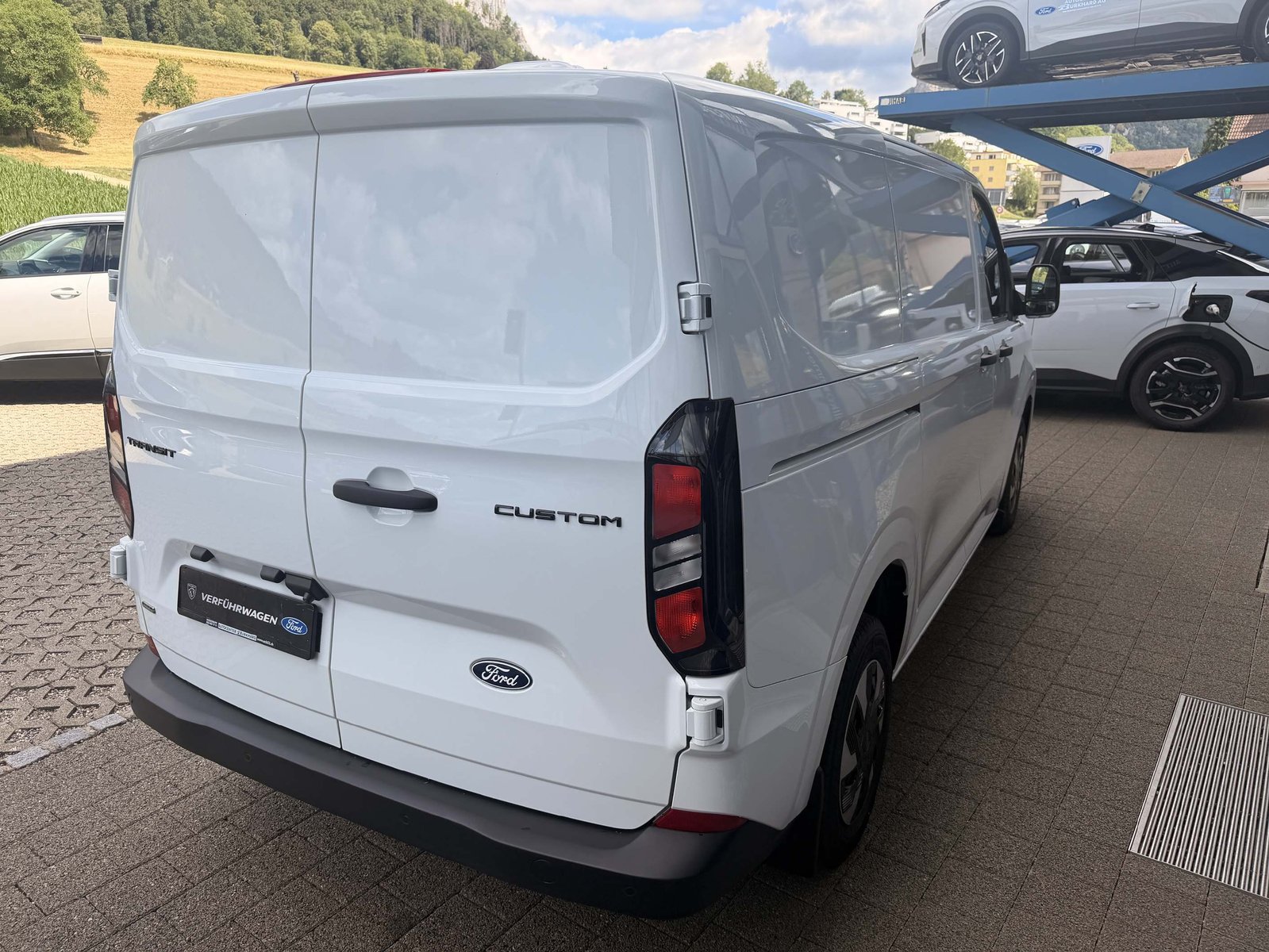 FORD Transit C Van 320 L1 2.5 Duratec 233 Trend PHEV, Plug-in-Hybrid Petrol/Electric, Ex-demonstrator, Automatic - 5