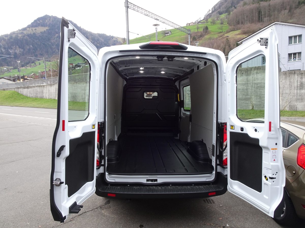 FORD E-Transit Van 350 L3H2 67kWh Trend, Electric, New car, Automatic - 4