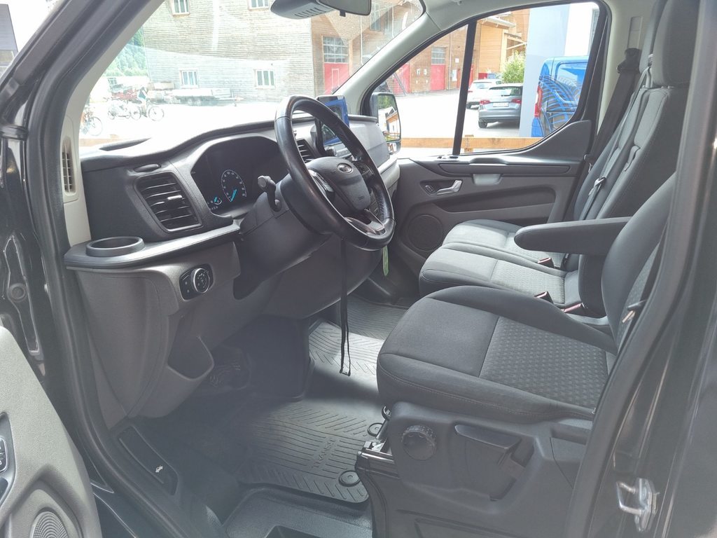 FORD Transit C Kombi 320 L2 2.0 TDCi 130 Trend, Diesel, Second hand / Used, Automatic - 6